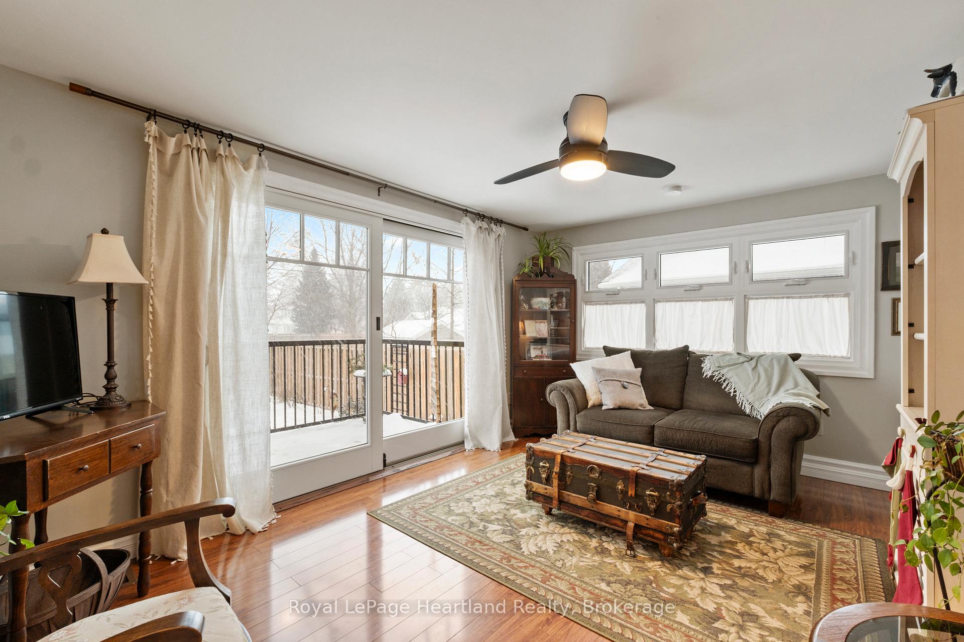 Photo 15 of 105 Quebec Street, Goderich, Goderich (Town) — HOMEH