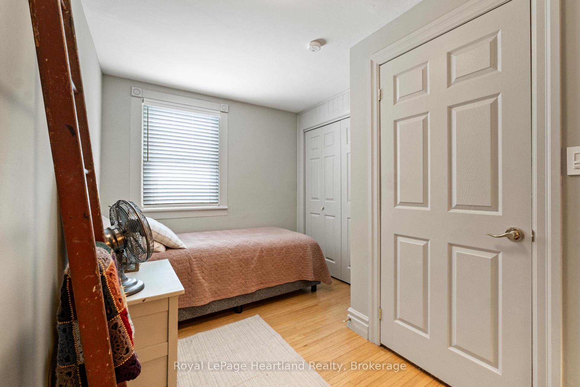 Photo 25 of 105 Quebec Street, Goderich, Goderich (Town) — HOMEH