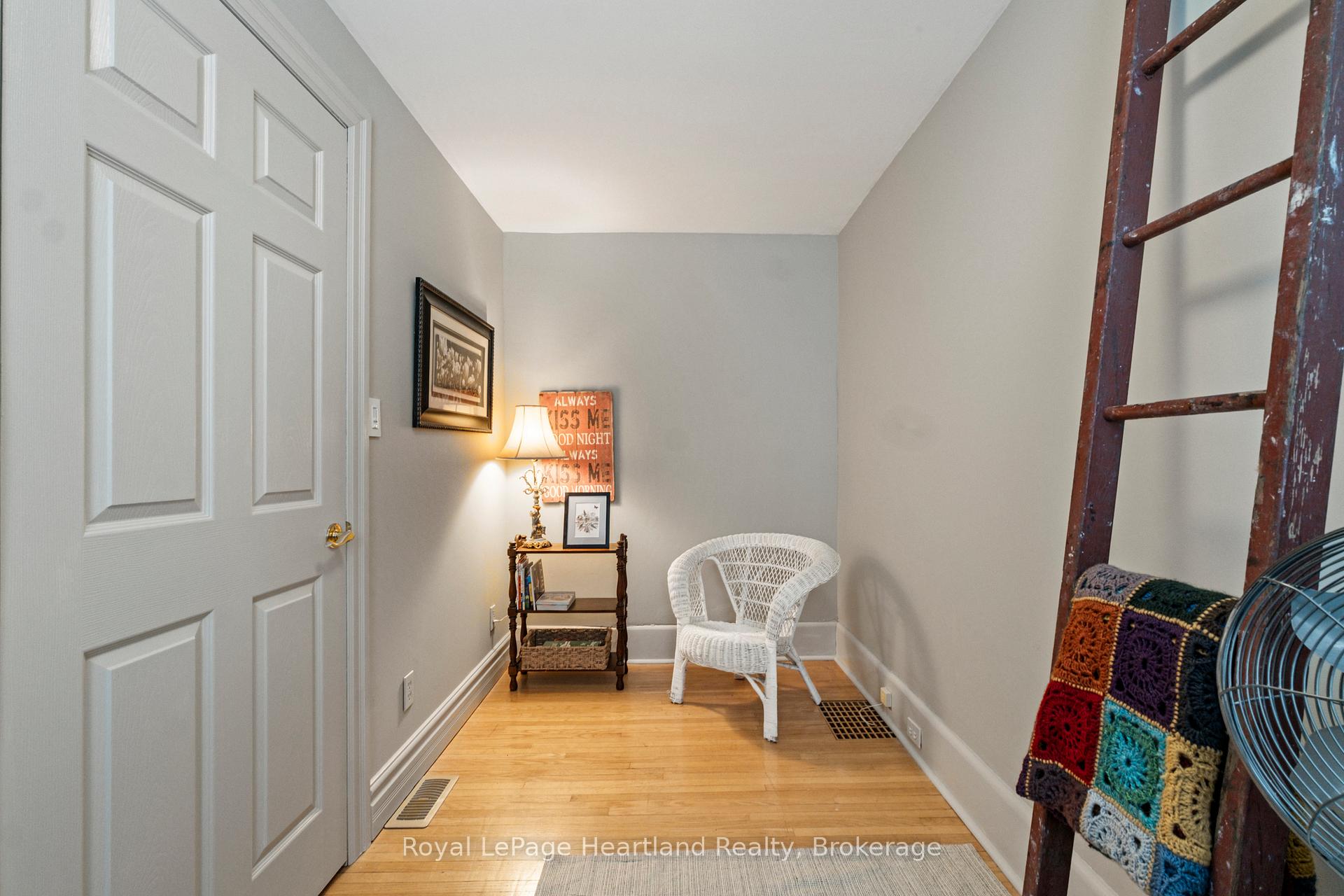 Photo 24 of 105 Quebec Street, Goderich, Goderich (Town) — HOMEH