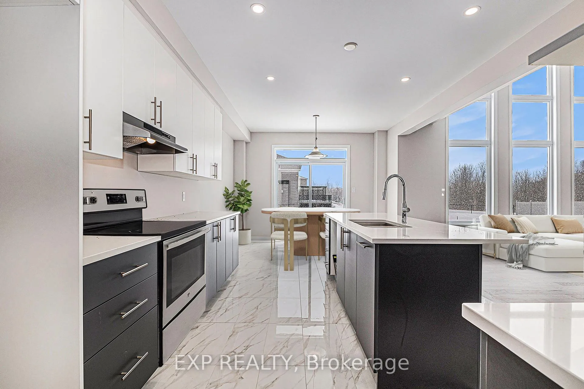 Photo 8 of 402 Fleet Canuck Private, Ottawa, Huntley Ward (South East) — HOMEH