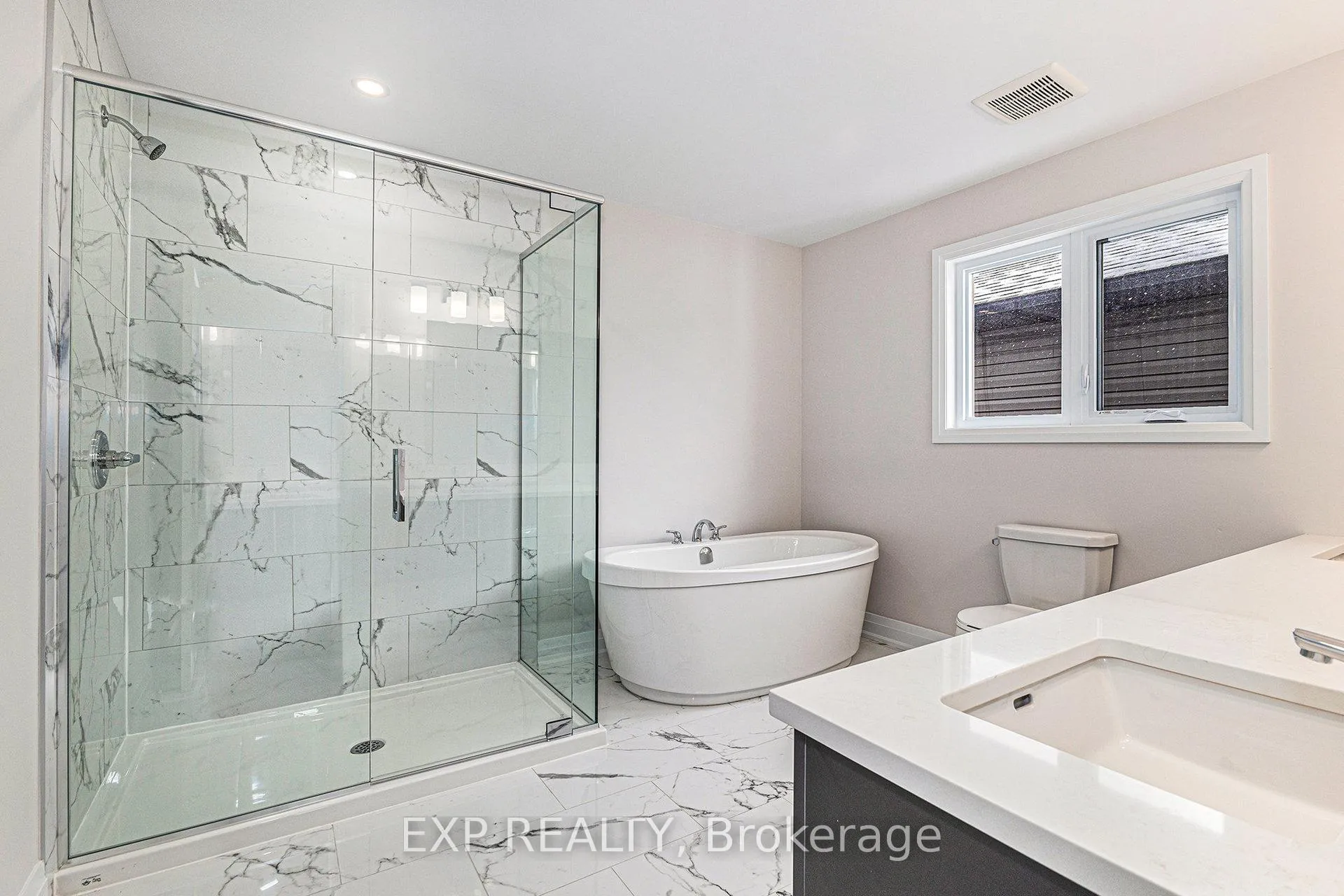 Photo 20 of 402 Fleet Canuck Private, Ottawa, Huntley Ward (South East) — HOMEH