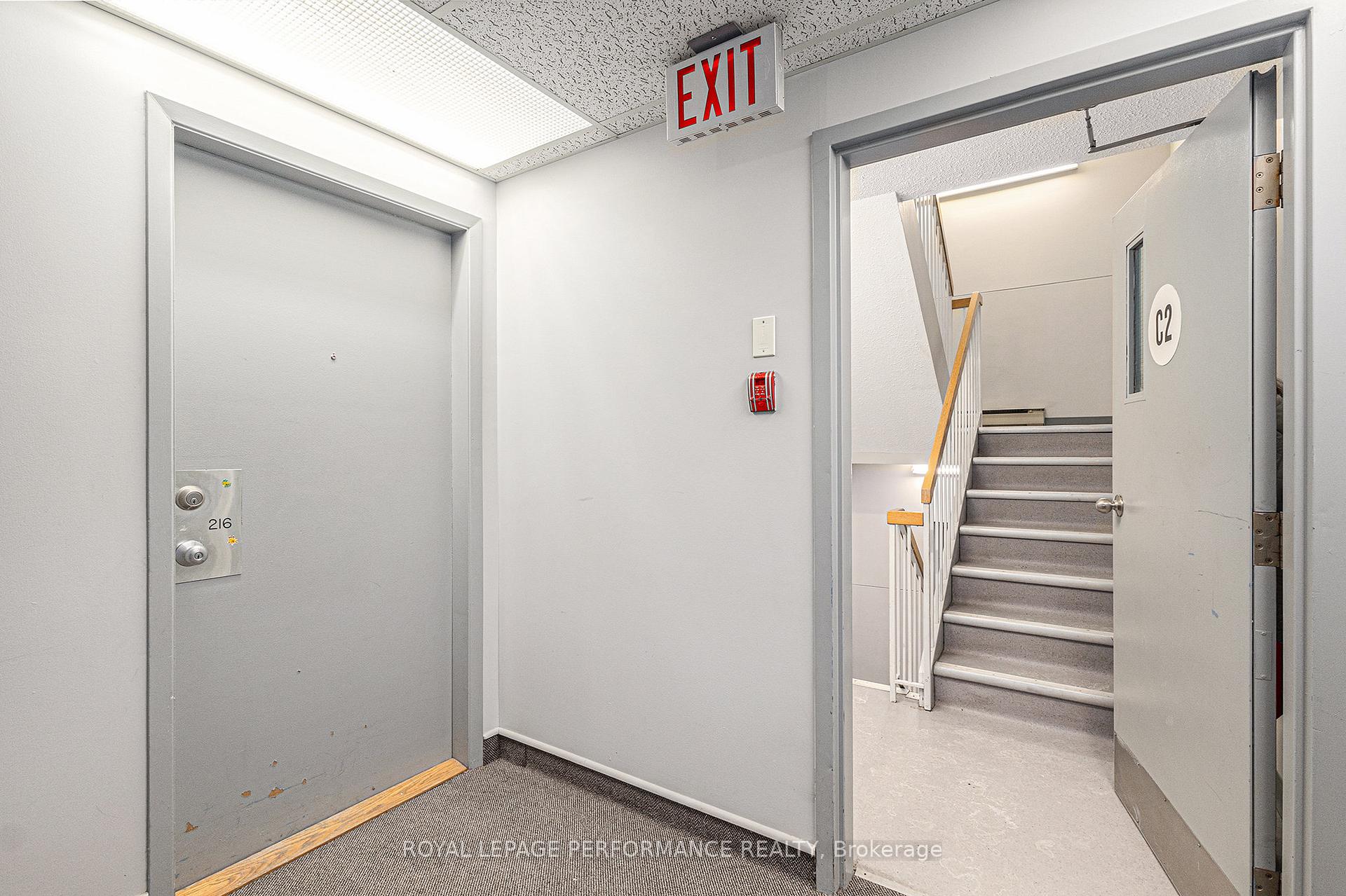 Photo 7 of Unit 216, 345 Centrum Boulevard, Ottawa, Bilberry Creek/Queenswood Heights — HOMEH