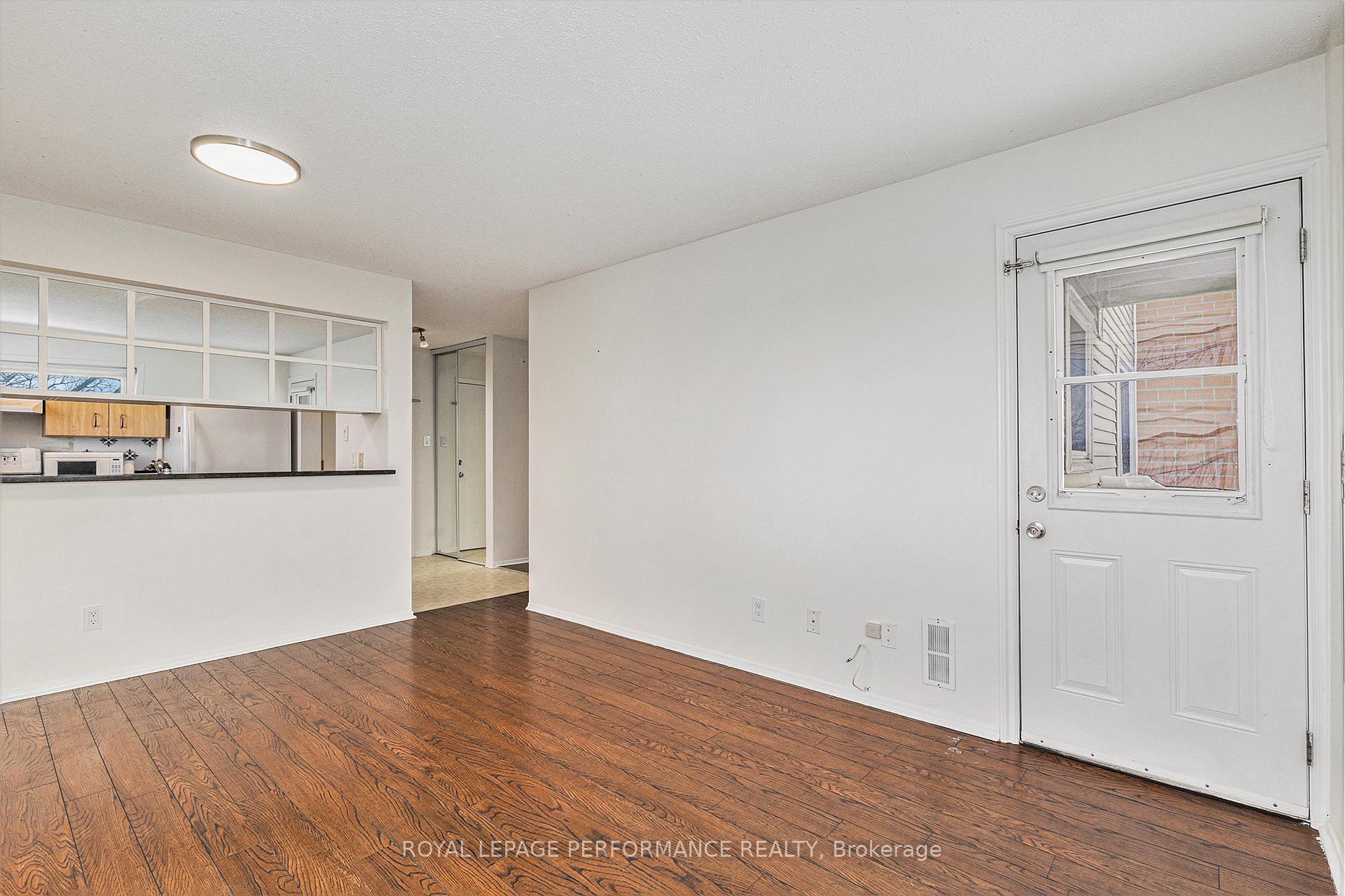 Photo 11 of Unit 216, 345 Centrum Boulevard, Ottawa, Bilberry Creek/Queenswood Heights — HOMEH