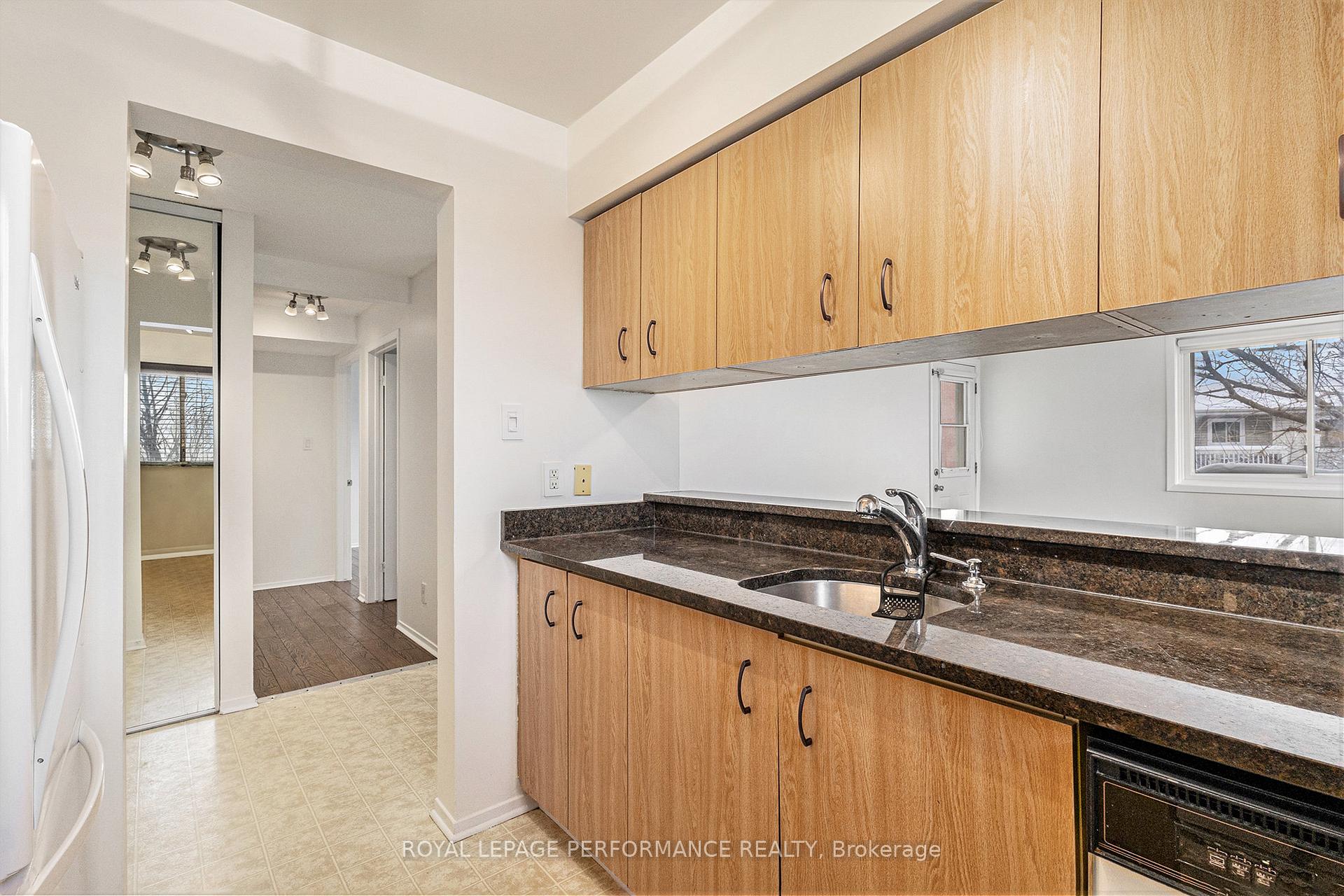 Photo 19 of Unit 216, 345 Centrum Boulevard, Ottawa, Bilberry Creek/Queenswood Heights — HOMEH