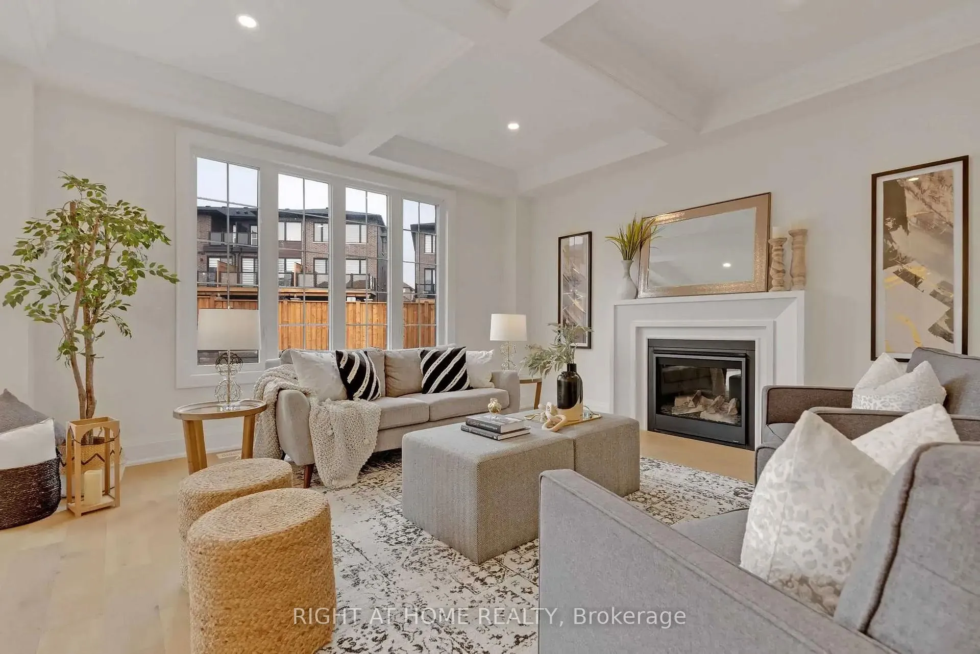 Photo 16 of 135 Courvier Crescent, Clarington, Bowmanville — HOMEH