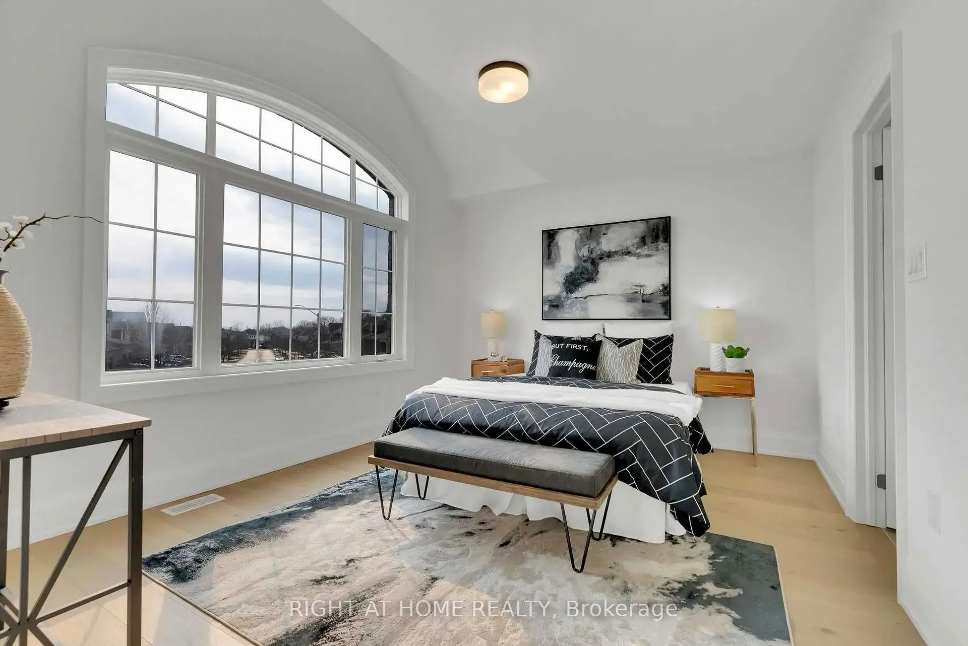 Photo 26 of 135 Courvier Crescent, Clarington, Bowmanville — HOMEH