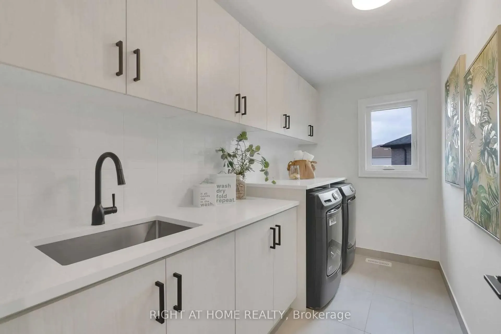 Photo 33 of 135 Courvier Crescent, Clarington, Bowmanville — HOMEH