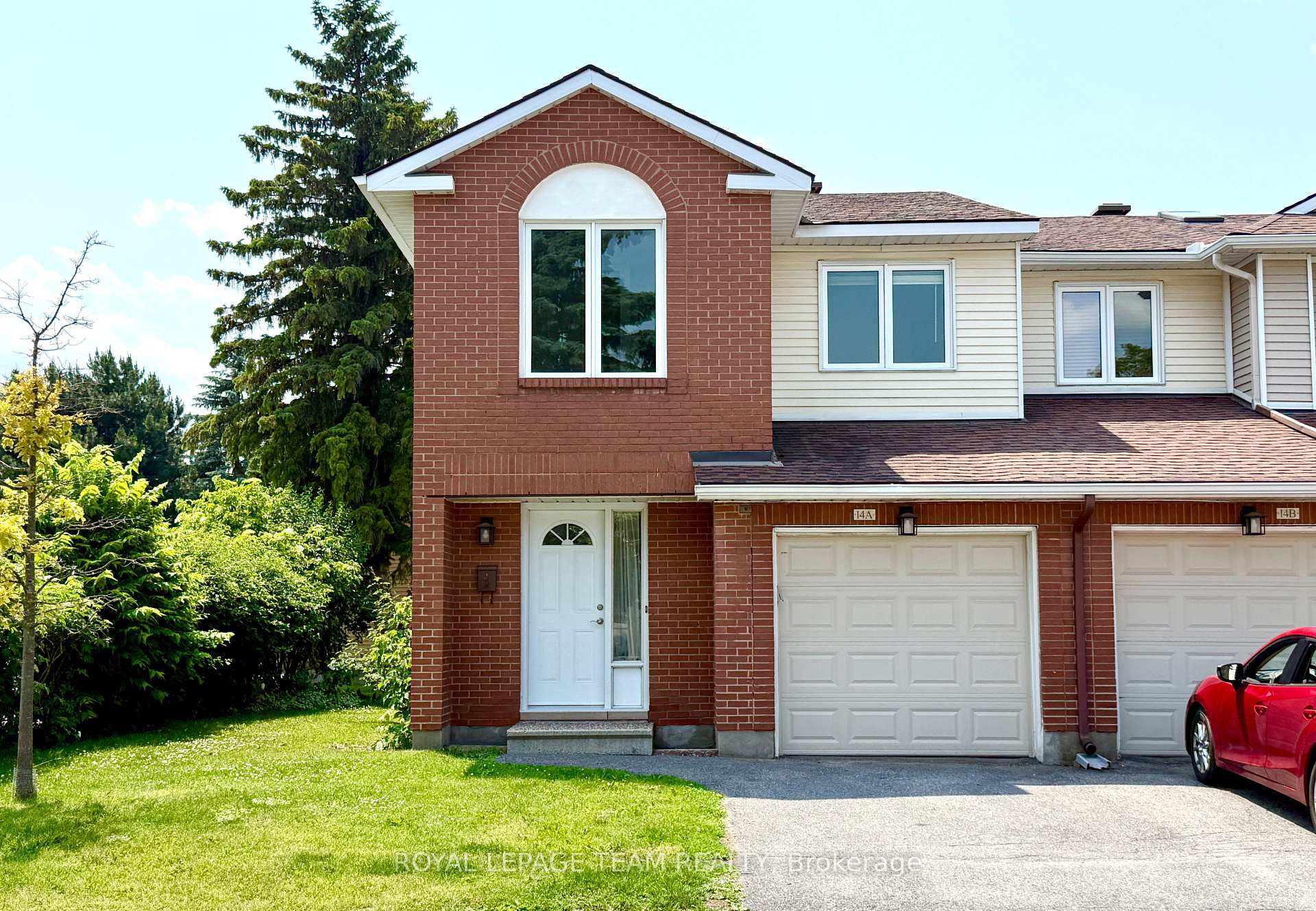 Photo 2 of Unit A, 14 Castlebrook Lane, Ottawa, Centrepointe — HOMEH