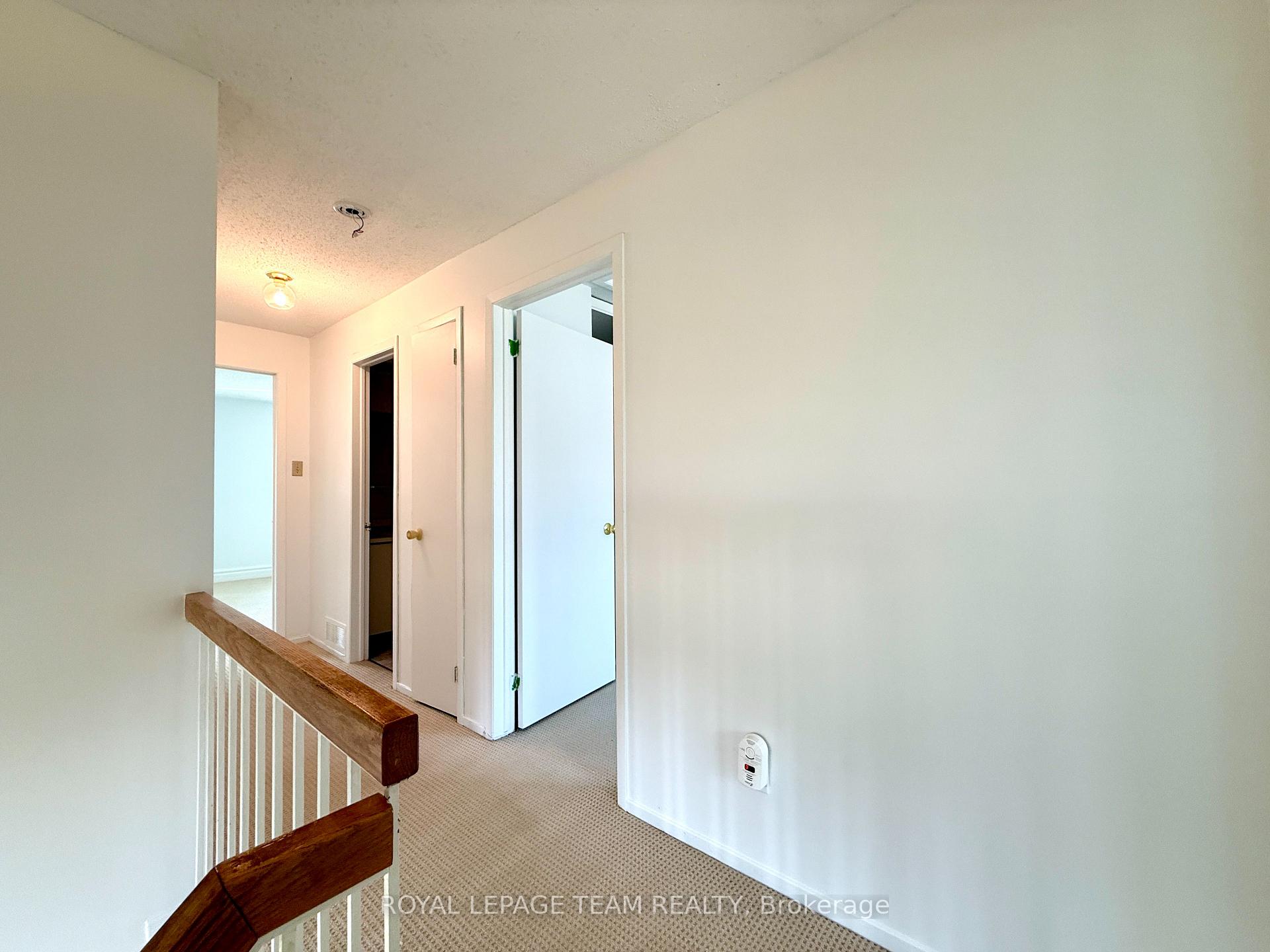 Photo 14 of Unit A, 14 Castlebrook Lane, Ottawa, Centrepointe — HOMEH