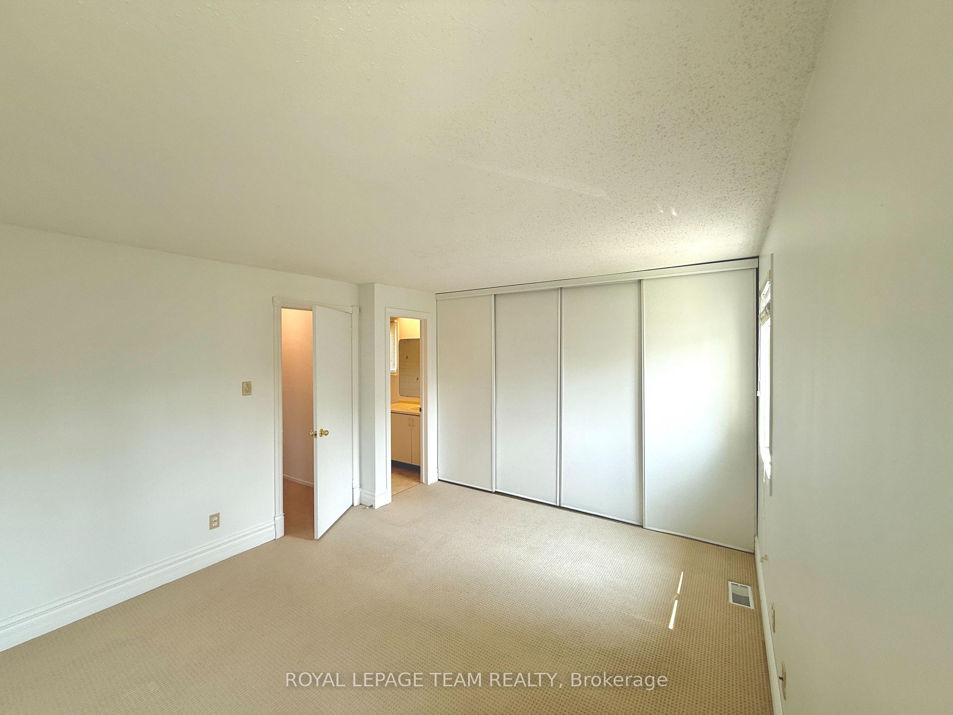 Photo 22 of Unit A, 14 Castlebrook Lane, Ottawa, Centrepointe — HOMEH