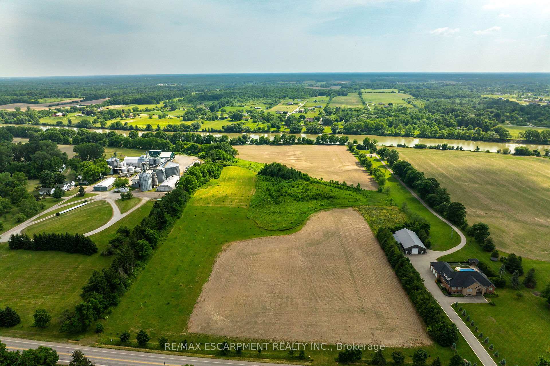 Photo 2 of PtLt 69 #54 Highway, Brant, Brantford Twp — HOMEH