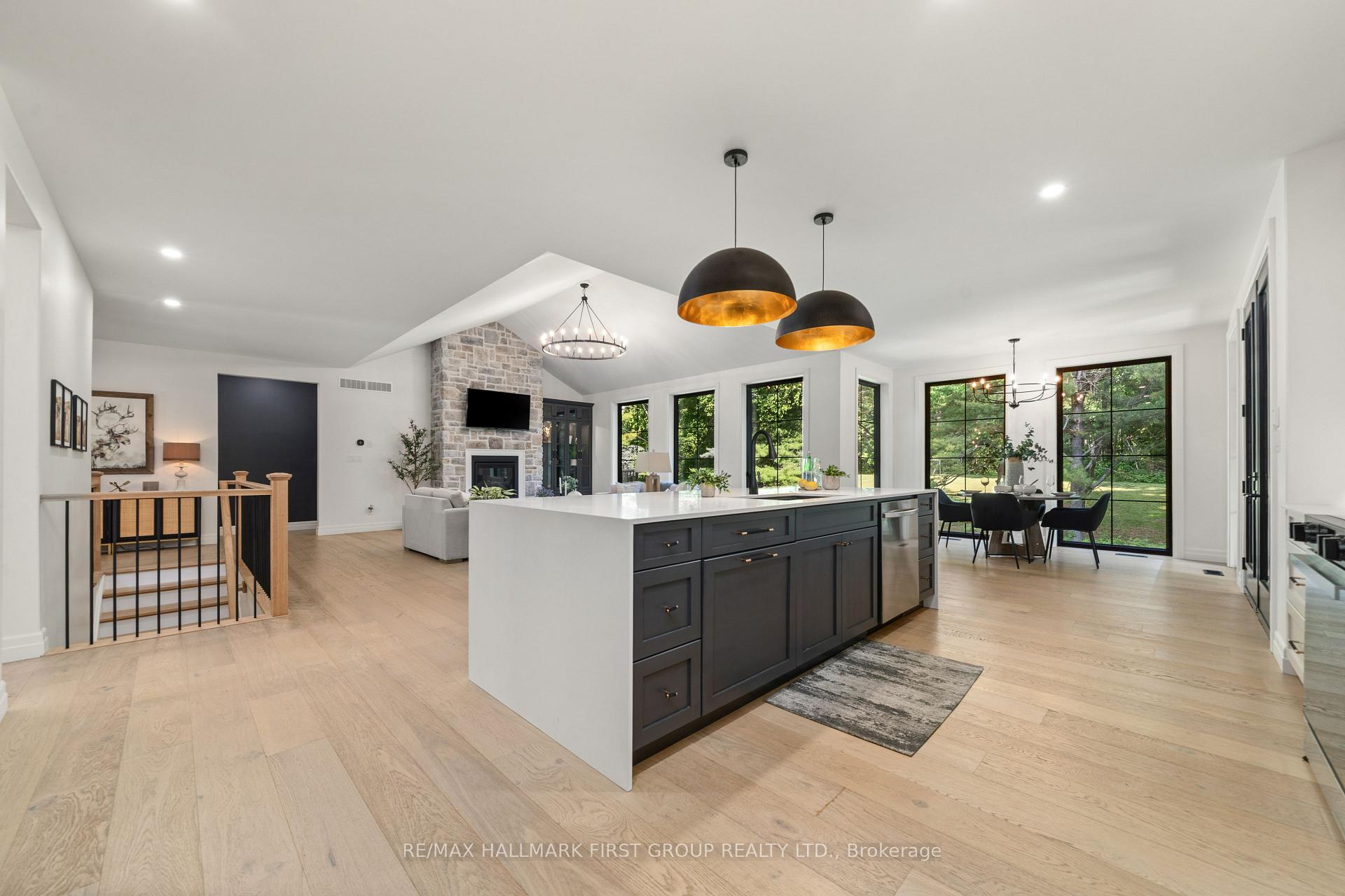 Photo 10 of 376 Whites Road, Brighton, Rural Brighton — HOMEH