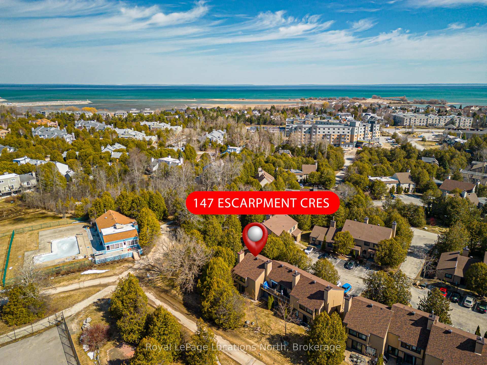 Photo 34 of 147 Escarpment Crescent, Collingwood — HOMEH