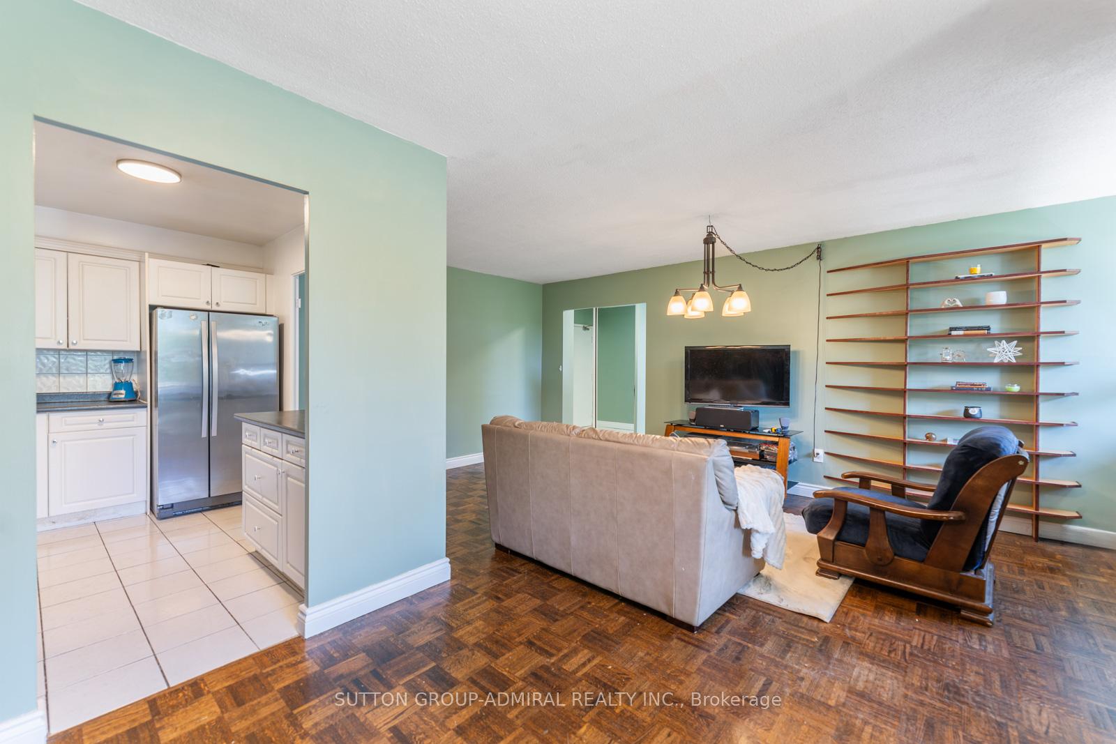 Photo 11 of Unit 415, 5 Shady Golfway, Toronto, Flemingdon Park — HOMEH