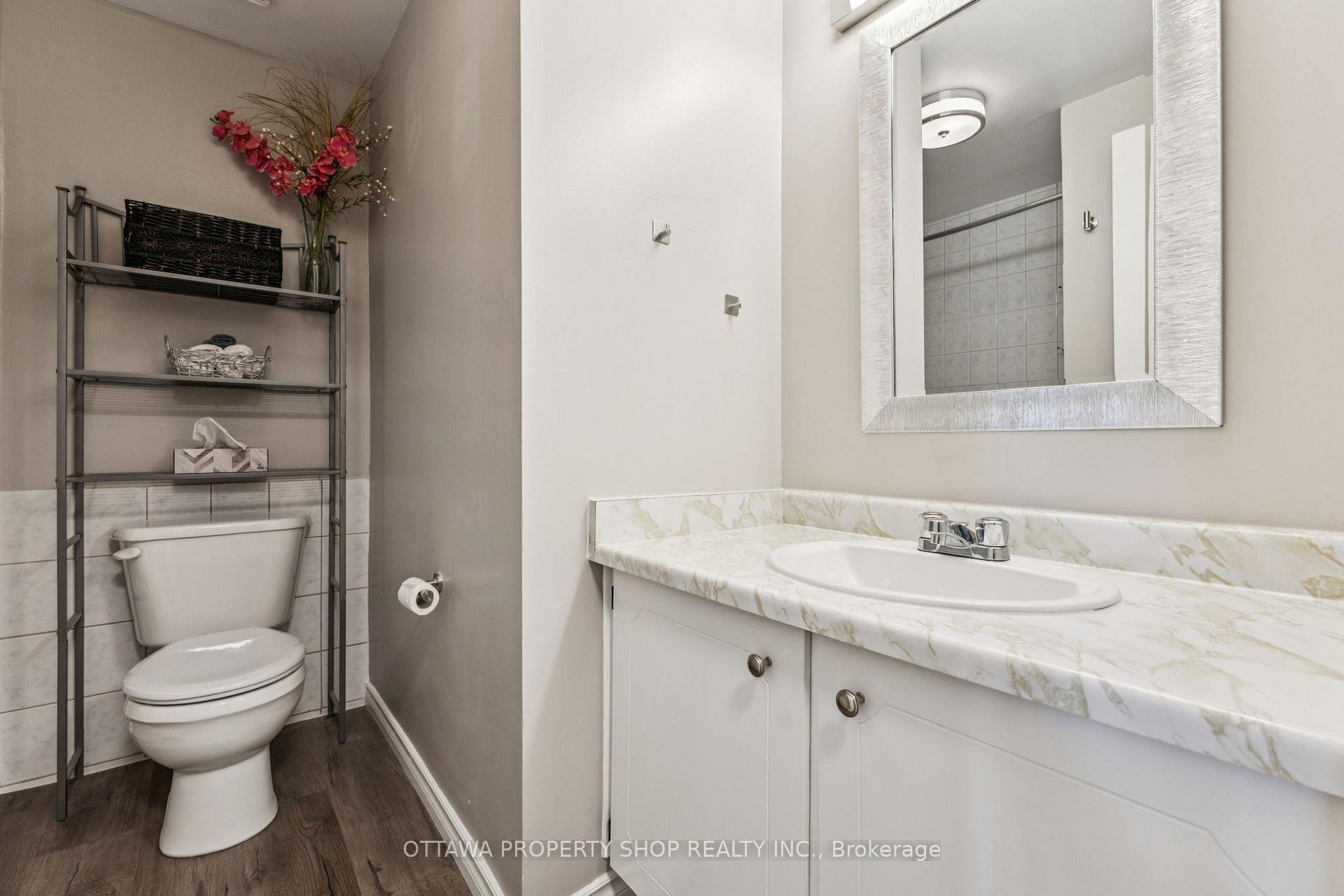 Photo 11 of 42A Woodvale Green, Ottawa, Craig Henry/Woodvale — HOMEH