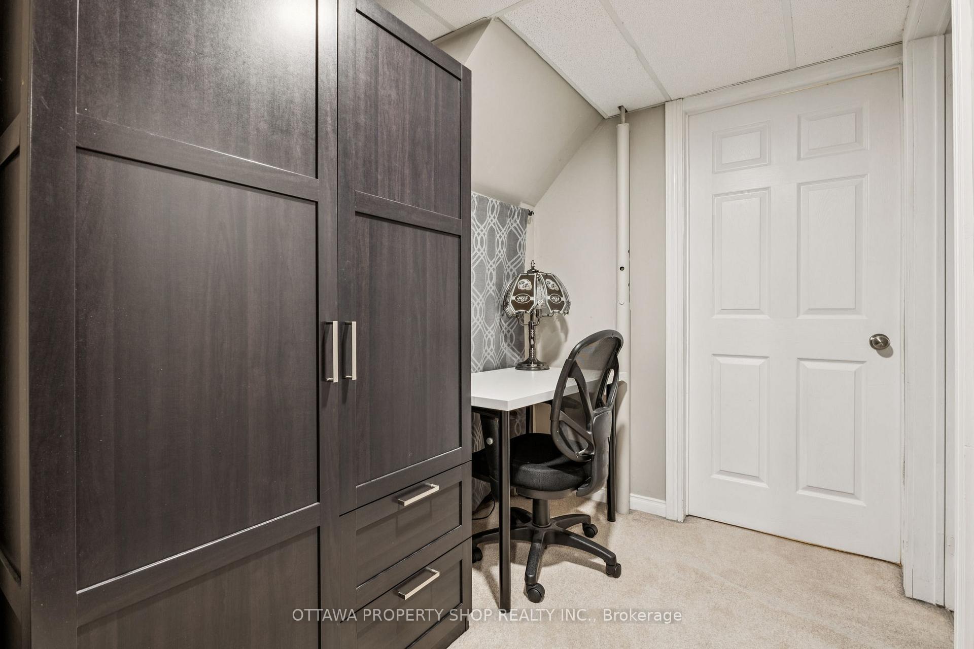 Photo 18 of 42A Woodvale Green, Ottawa, Craig Henry/Woodvale — HOMEH