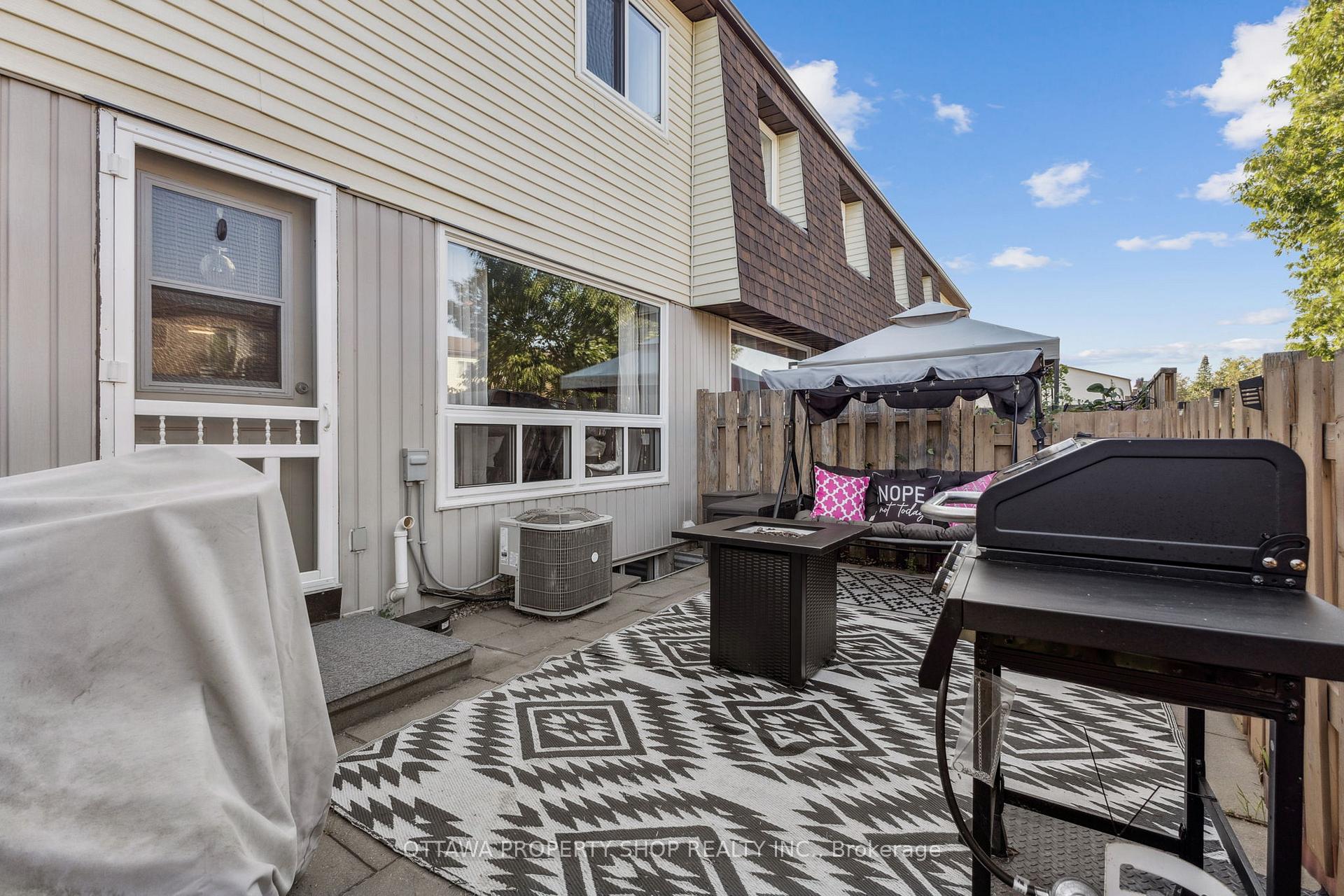 Photo 22 of 42A Woodvale Green, Ottawa, Craig Henry/Woodvale — HOMEH