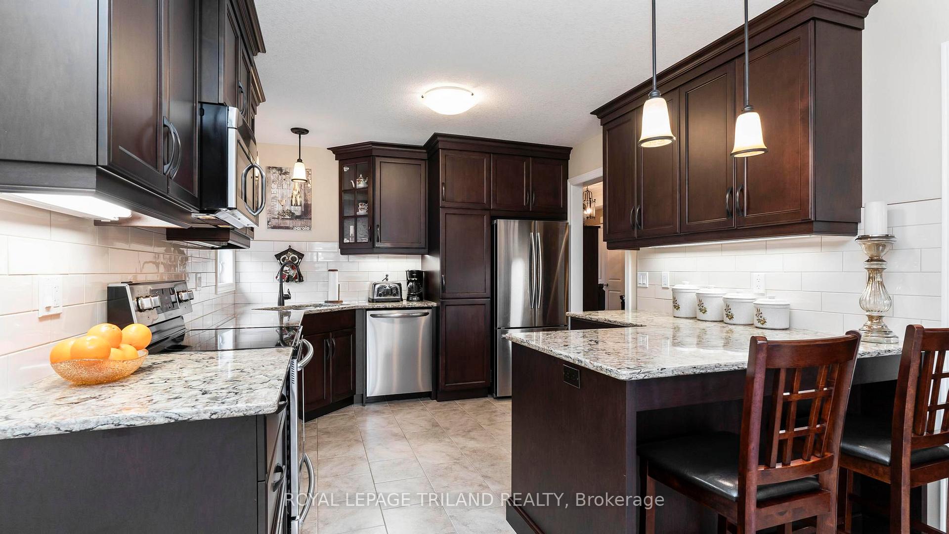 Photo 17 of Unit 25, 120 Southgate Parkway, St. Thomas — HOMEH