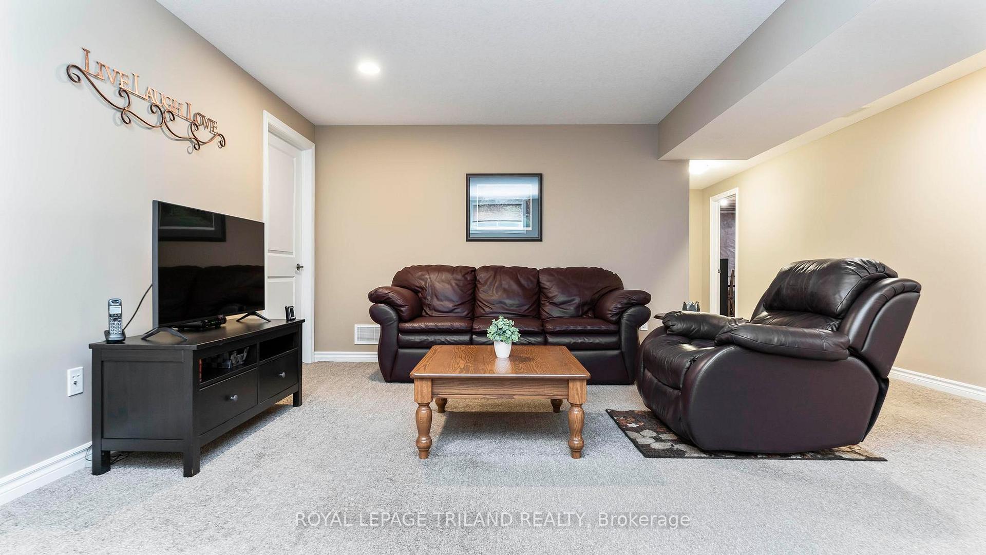 Photo 25 of Unit 25, 120 Southgate Parkway, St. Thomas — HOMEH