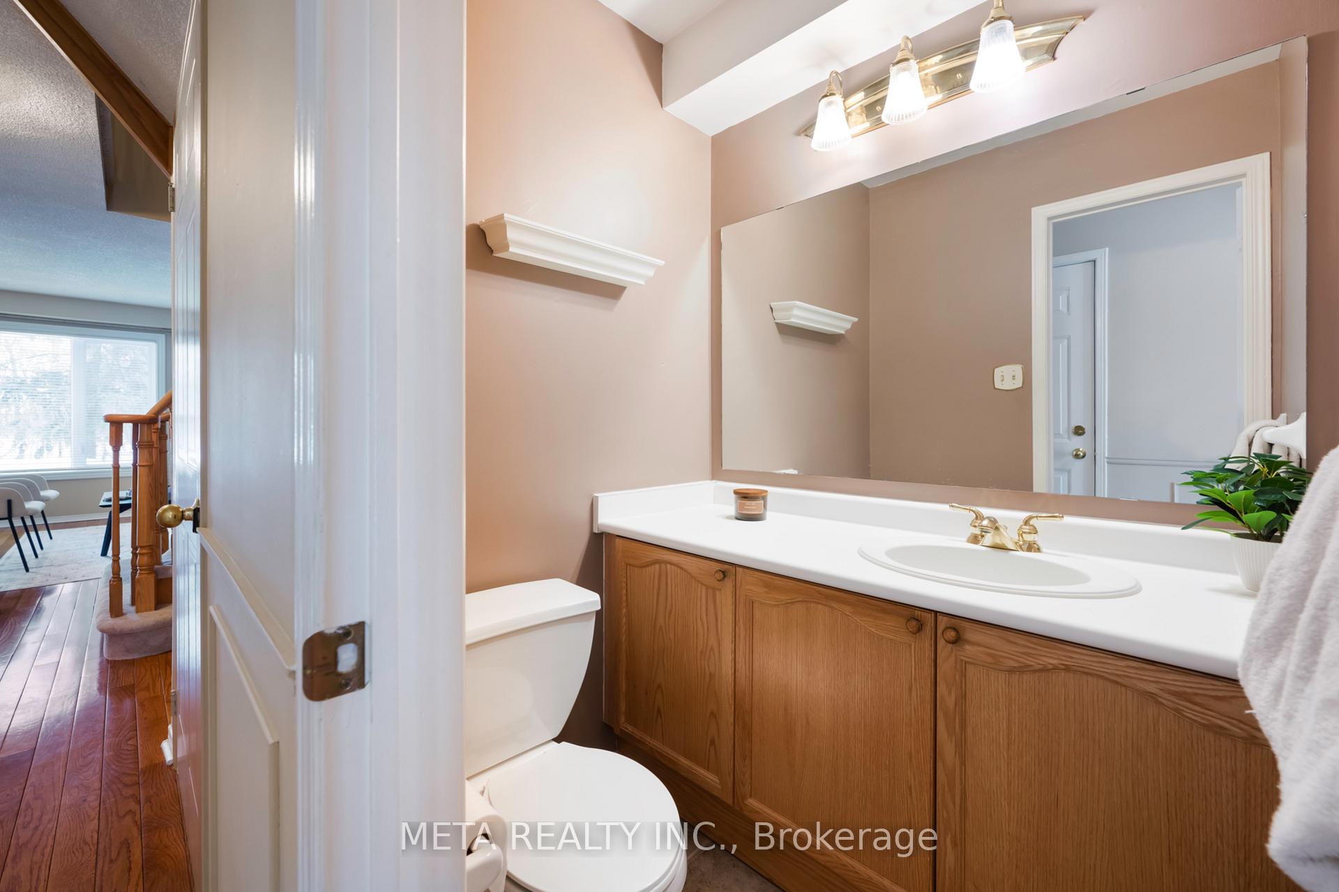 Photo 8 of Unit 30, 39 Ptarmigan Drive, Guelph, Kortright Hills — HOMEH