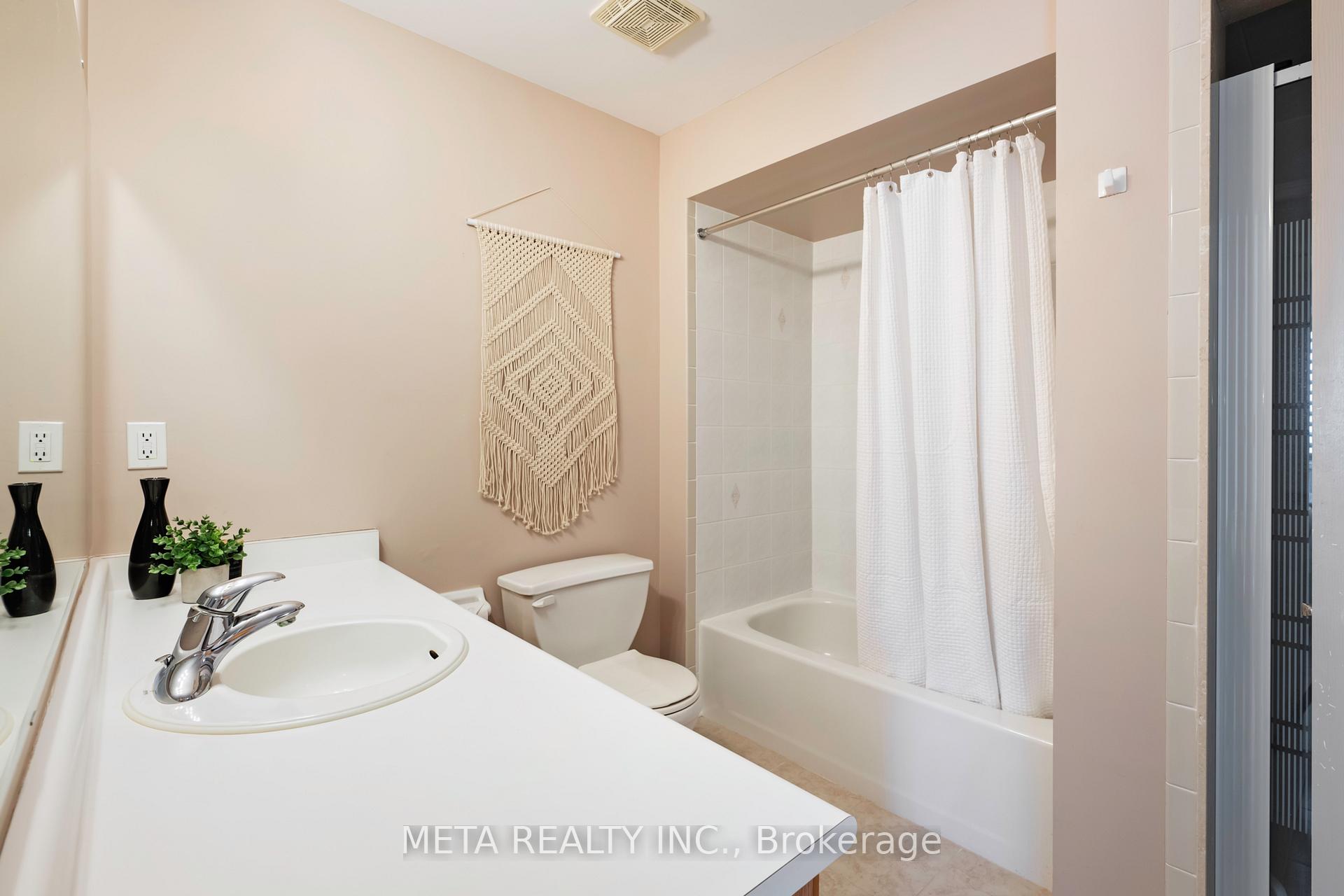 Photo 35 of Unit 30, 39 Ptarmigan Drive, Guelph, Kortright Hills — HOMEH