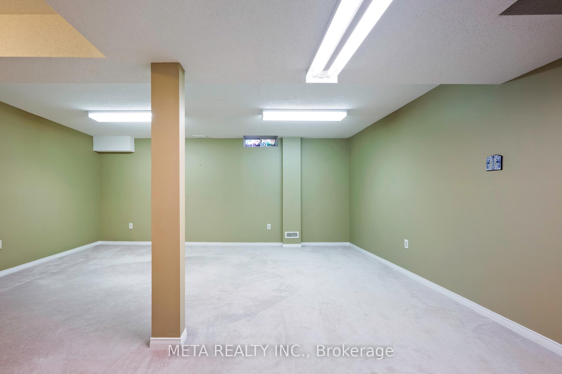 Photo 39 of Unit 30, 39 Ptarmigan Drive, Guelph, Kortright Hills — HOMEH
