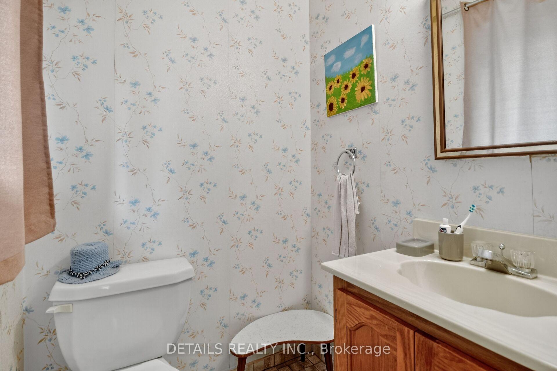 Photo 16 of 101 Hilliard Avenue, Ottawa, City View/Skyline/Fisher Heights/Parkwood Hills — HOMEH