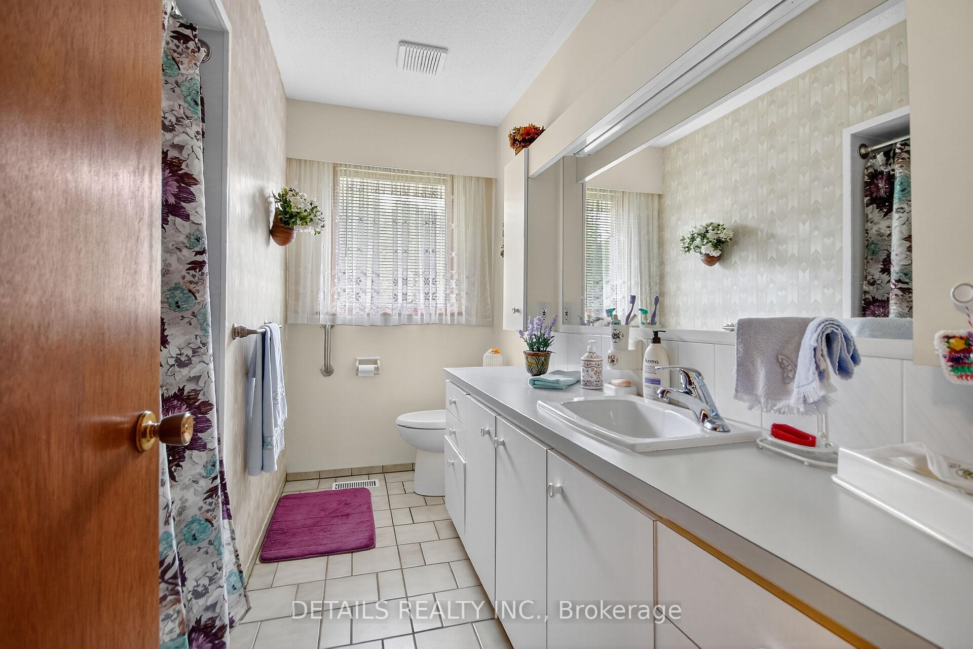 Photo 26 of 101 Hilliard Avenue, Ottawa, City View/Skyline/Fisher Heights/Parkwood Hills — HOMEH