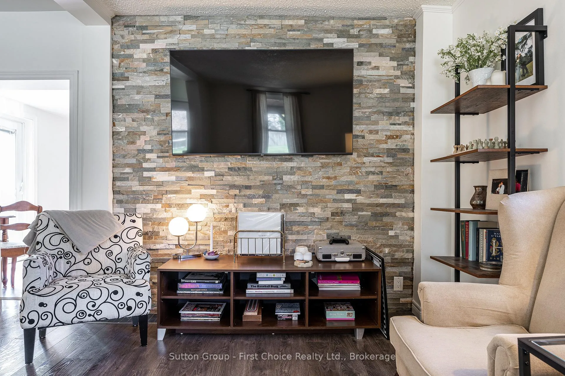 Photo 9 of 60 Jones Street, Stratford — HOMEH