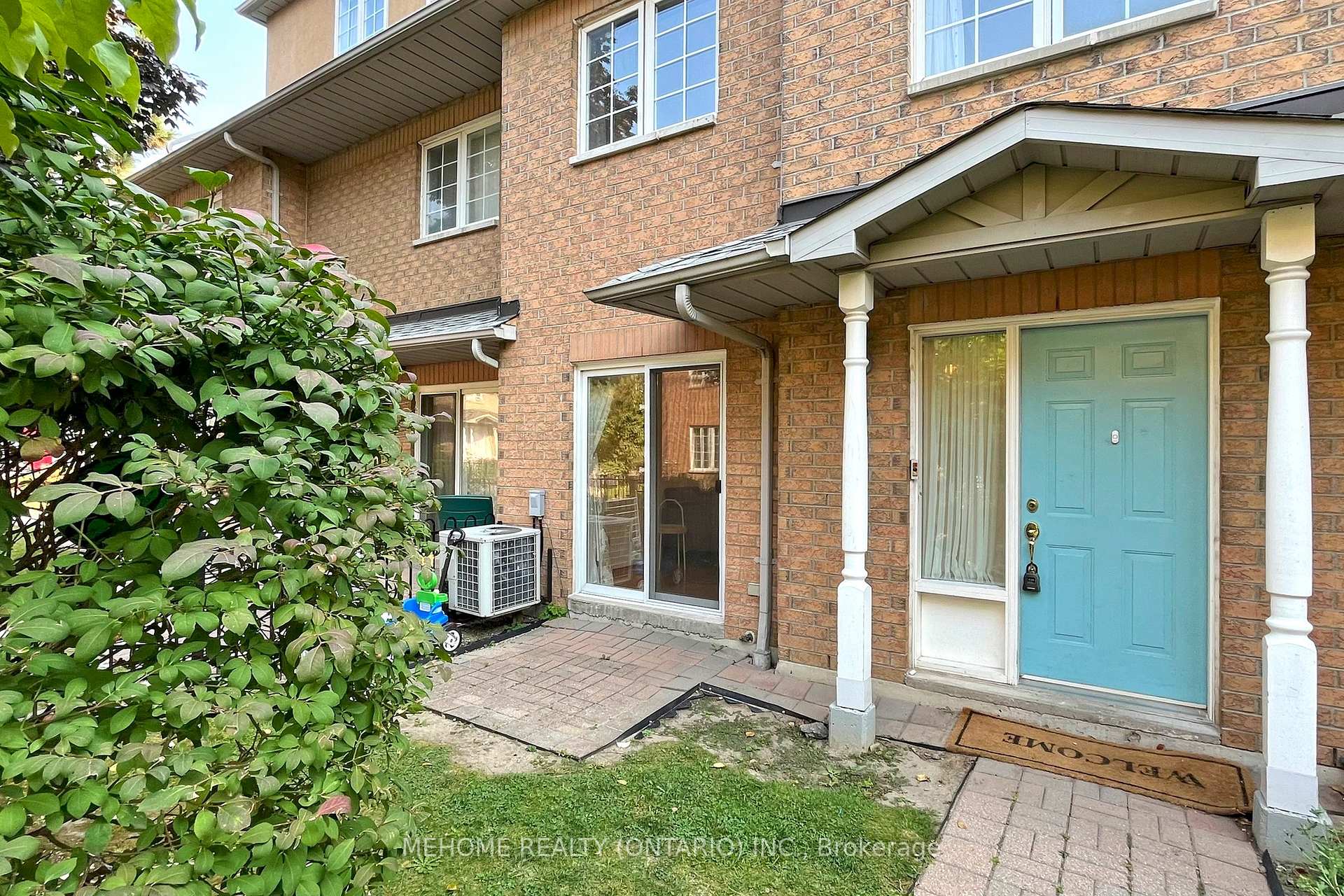 Photo 3 of Unit 5, 16 Cox Boulevard, Markham, Unionville — HOMEH