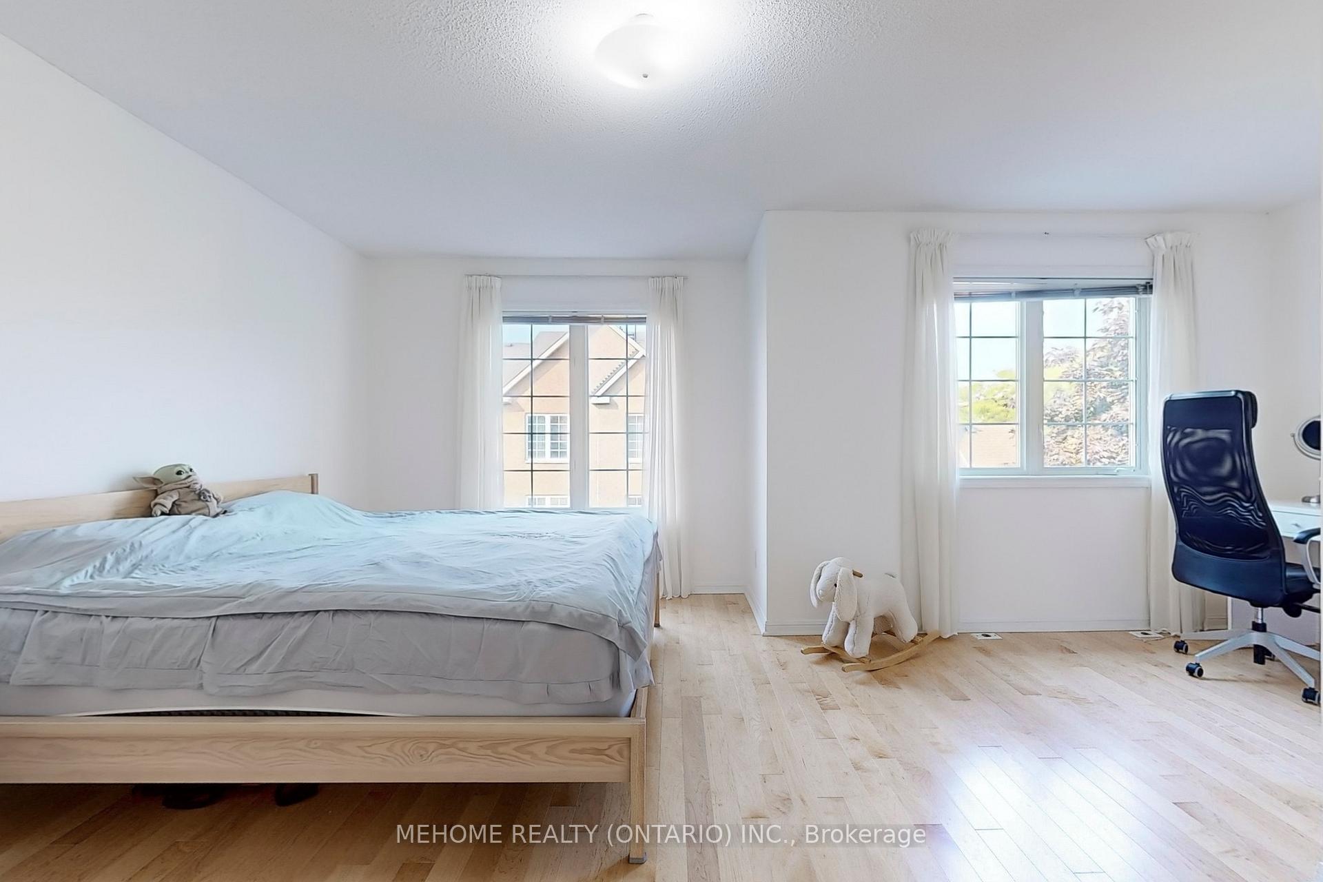Photo 21 of Unit 5, 16 Cox Boulevard, Markham, Unionville — HOMEH