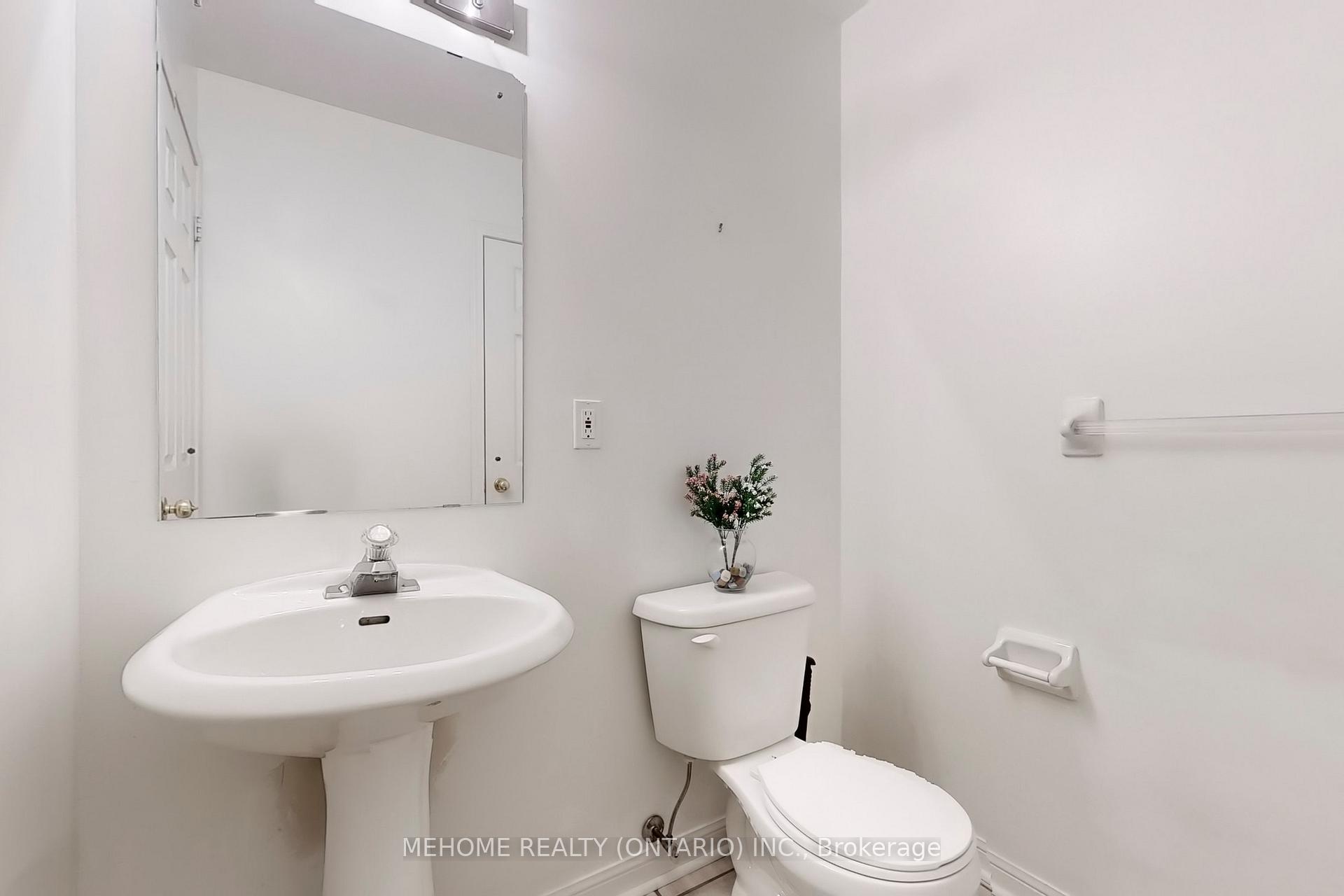 Photo 26 of Unit 5, 16 Cox Boulevard, Markham, Unionville — HOMEH