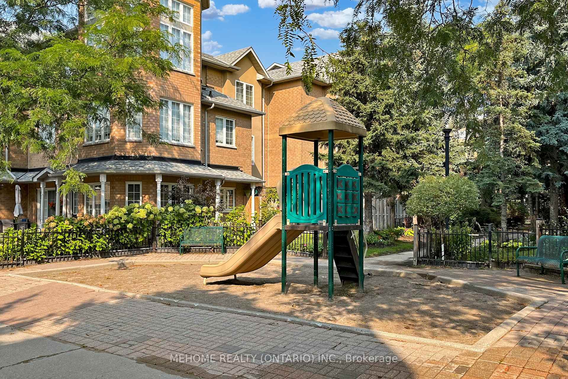 Photo 32 of Unit 5, 16 Cox Boulevard, Markham, Unionville — HOMEH
