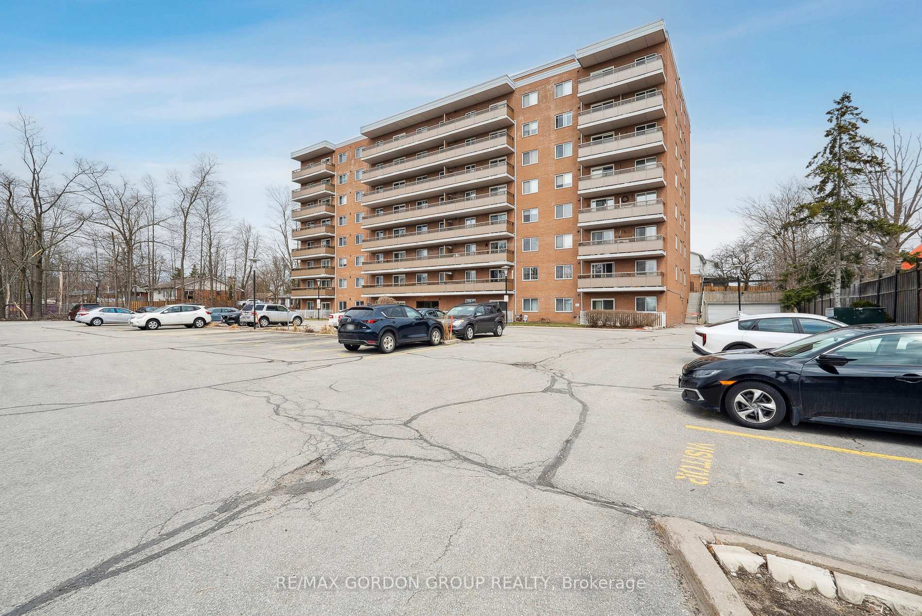 Photo 3 of Unit 601, 414 Blake Street, Barrie, Codrington — HOMEH