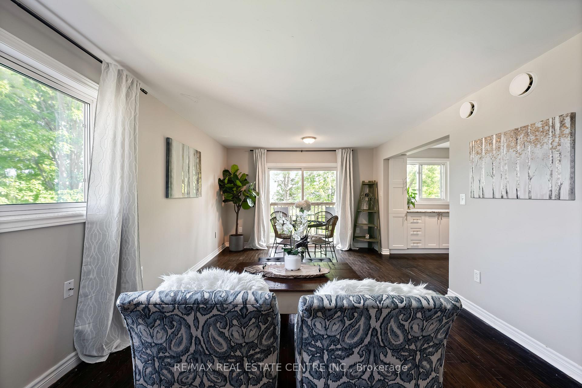 Photo 34 of Unit 3, 30 Loggers Run, Barrie, Ardagh — HOMEH