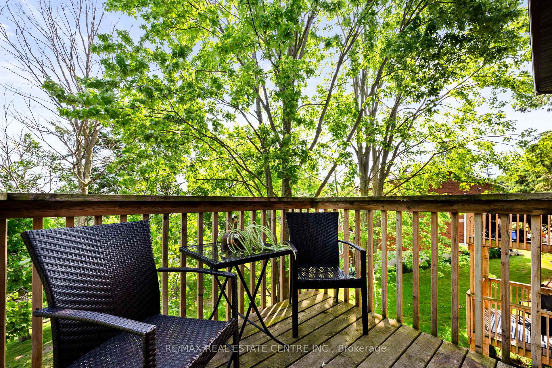Photo 35 of Unit 3, 30 Loggers Run, Barrie, Ardagh — HOMEH