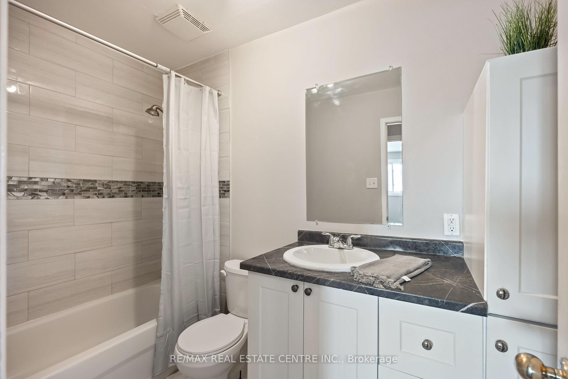 Photo 37 of Unit 3, 30 Loggers Run, Barrie, Ardagh — HOMEH