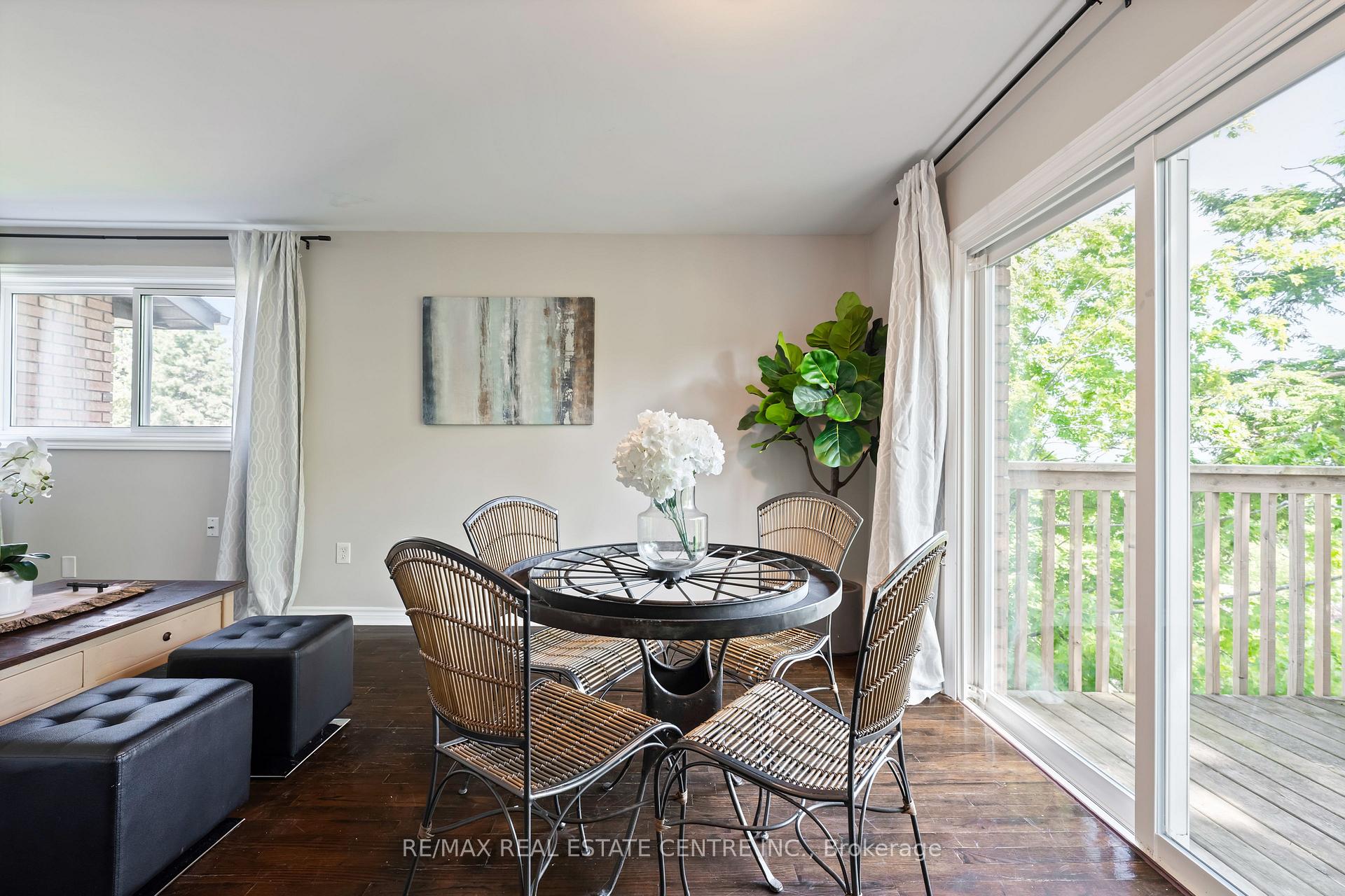 Photo 10 of Unit 3, 30 Loggers Run, Barrie, Ardagh — HOMEH