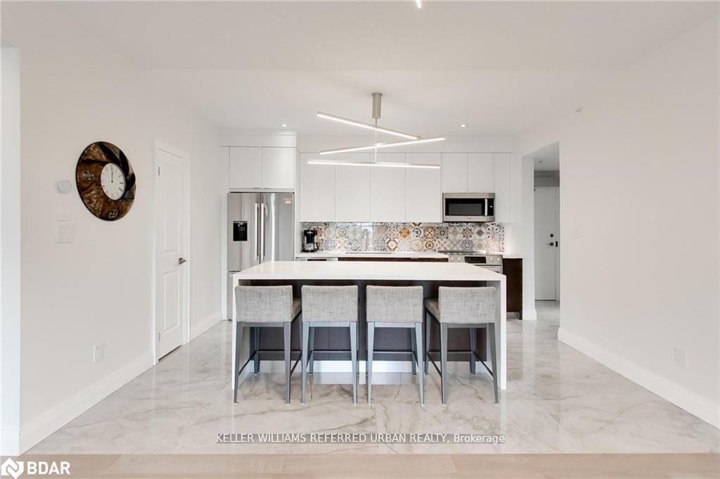 Photo 5 of Unit 309, 295 Cundles Road E, Barrie, Alliance — HOMEH