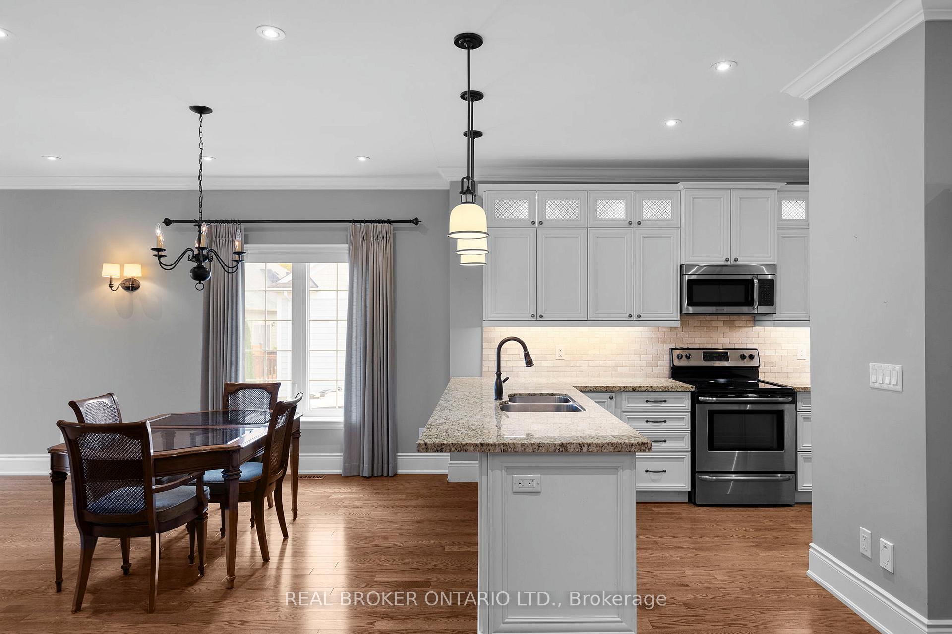 Photo 6 of 3315 Beach Club Boulevard, Severn, West Shore — HOMEH