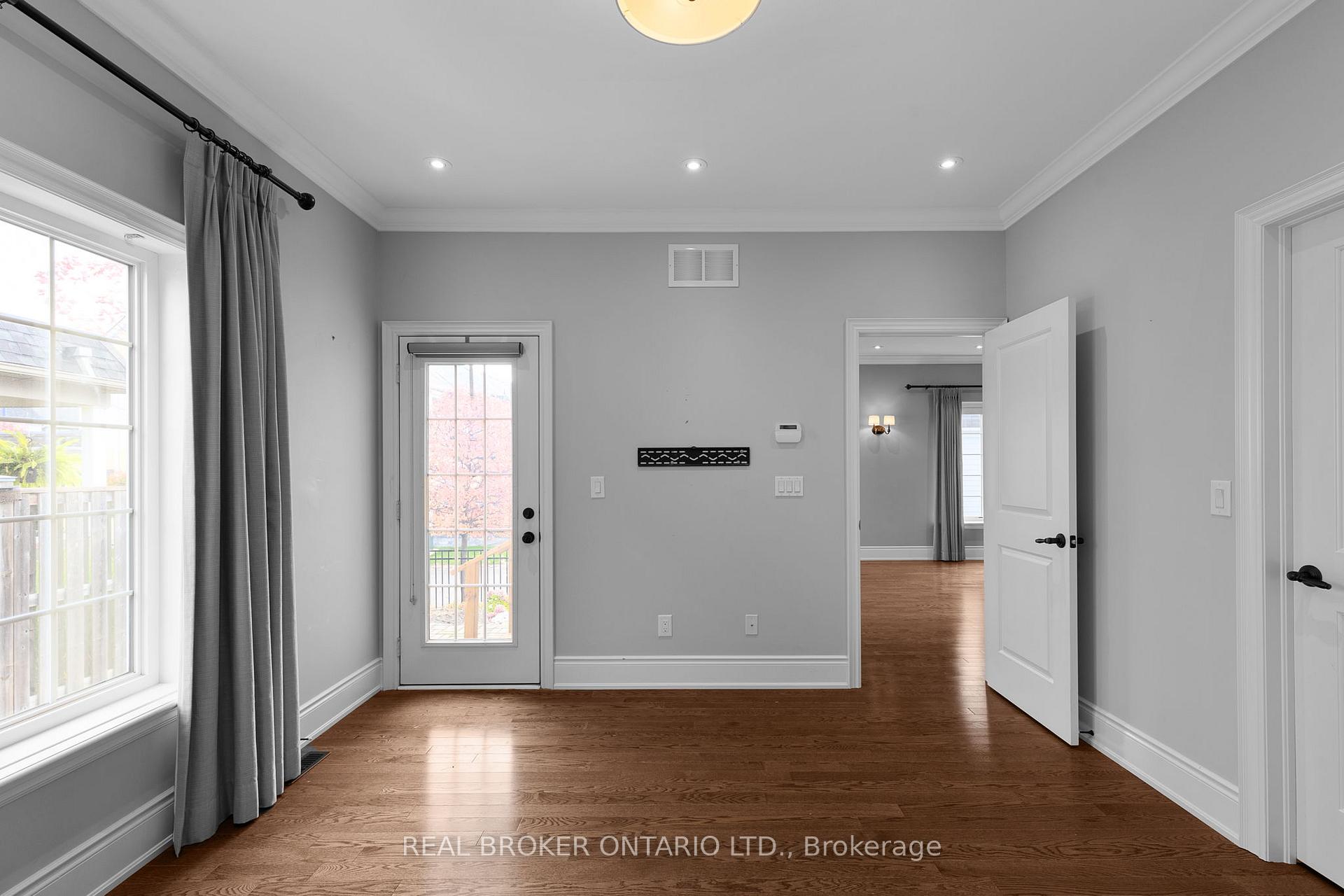 Photo 16 of 3315 Beach Club Boulevard, Severn, West Shore — HOMEH