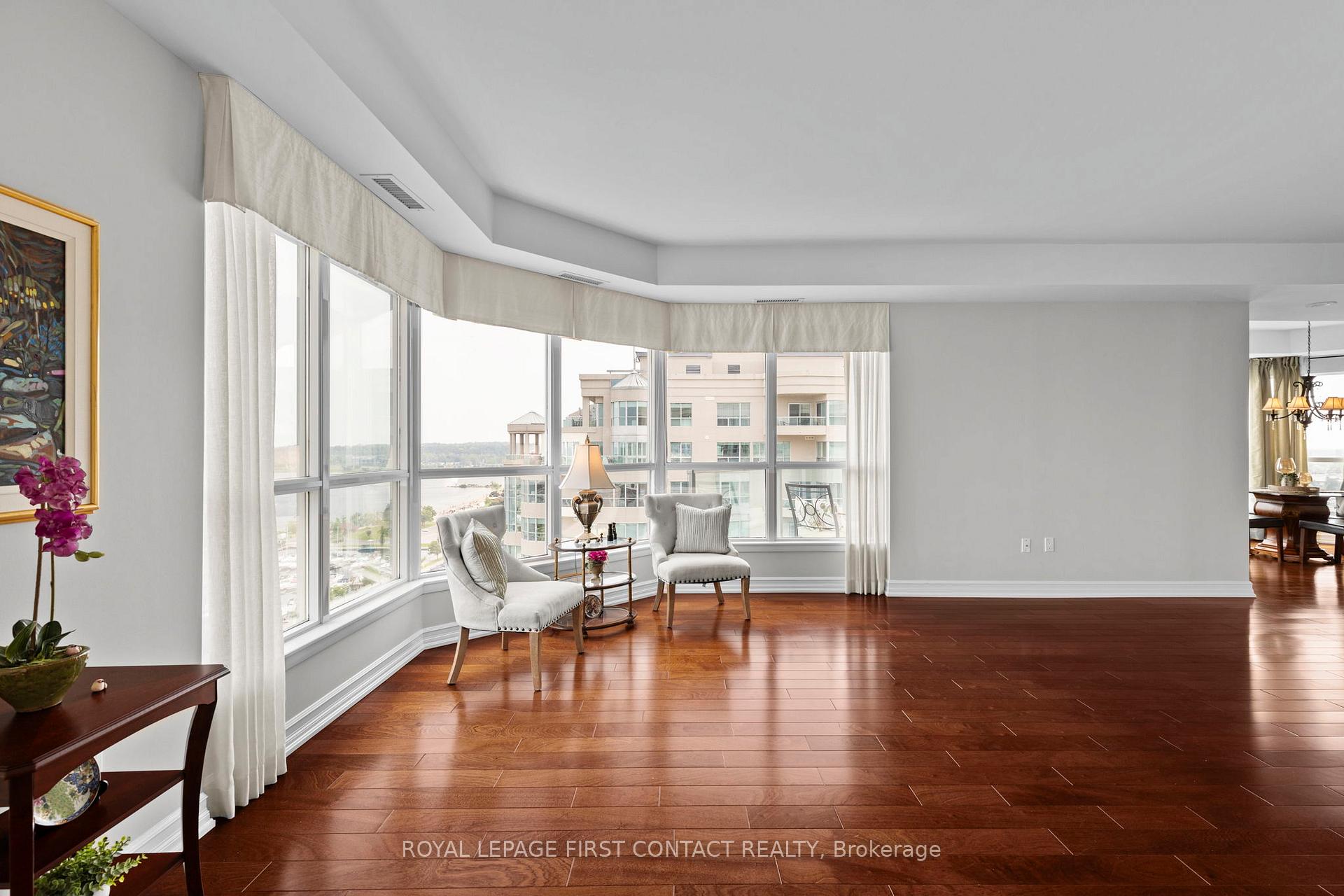 Photo 12 of Unit 1603, 6 Toronto Street, Barrie, City Centre — HOMEH