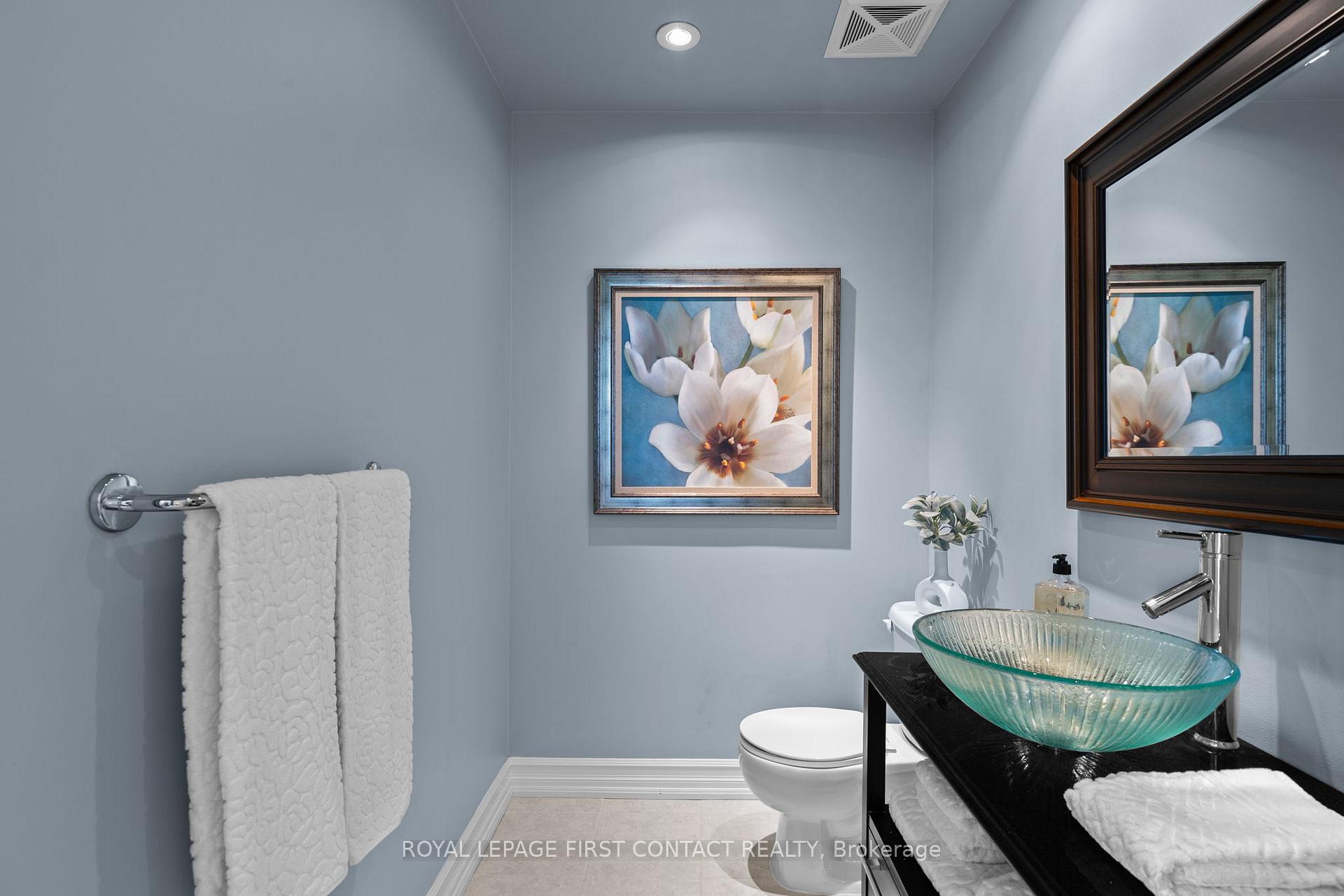 Photo 22 of Unit 1603, 6 Toronto Street, Barrie, City Centre — HOMEH