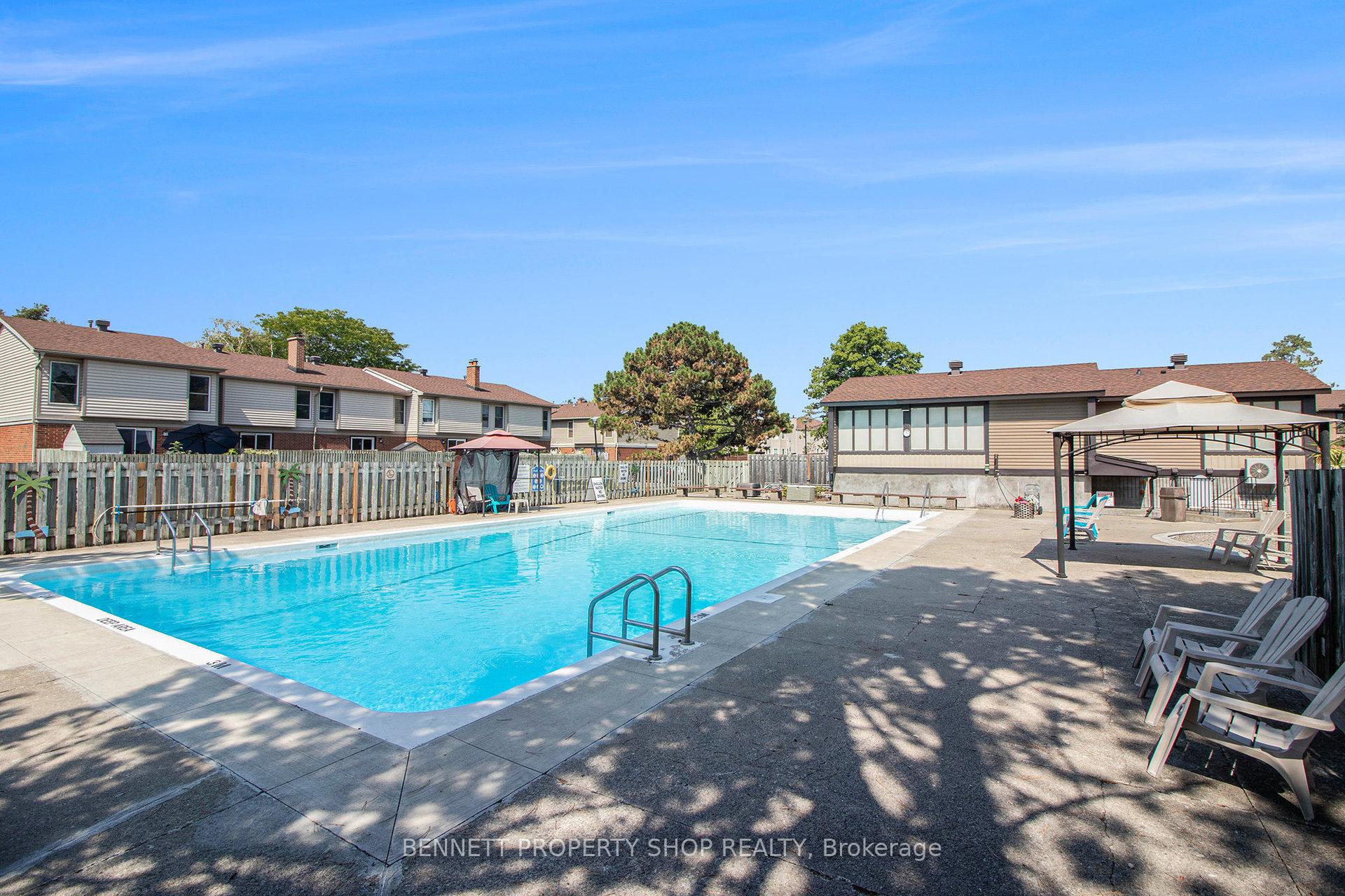 Photo 18 of Unit 15, 840 Cahill Drive W, Ottawa, Hunt Club — HOMEH