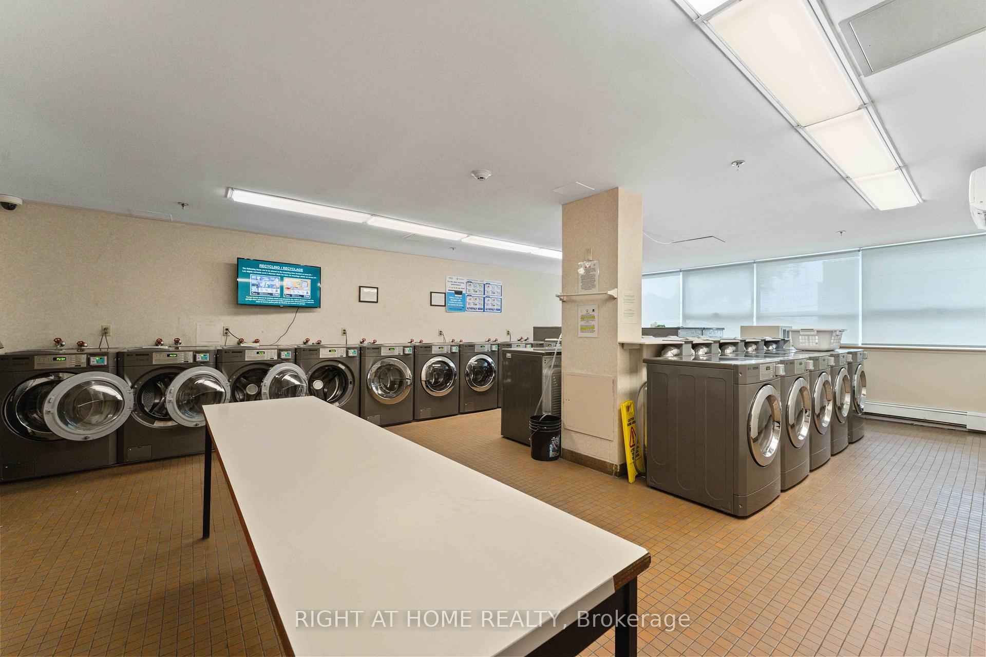 Photo 37 of Unit 302, 555 Brittany Drive, Ottawa, Viscount Alexander Park — HOMEH