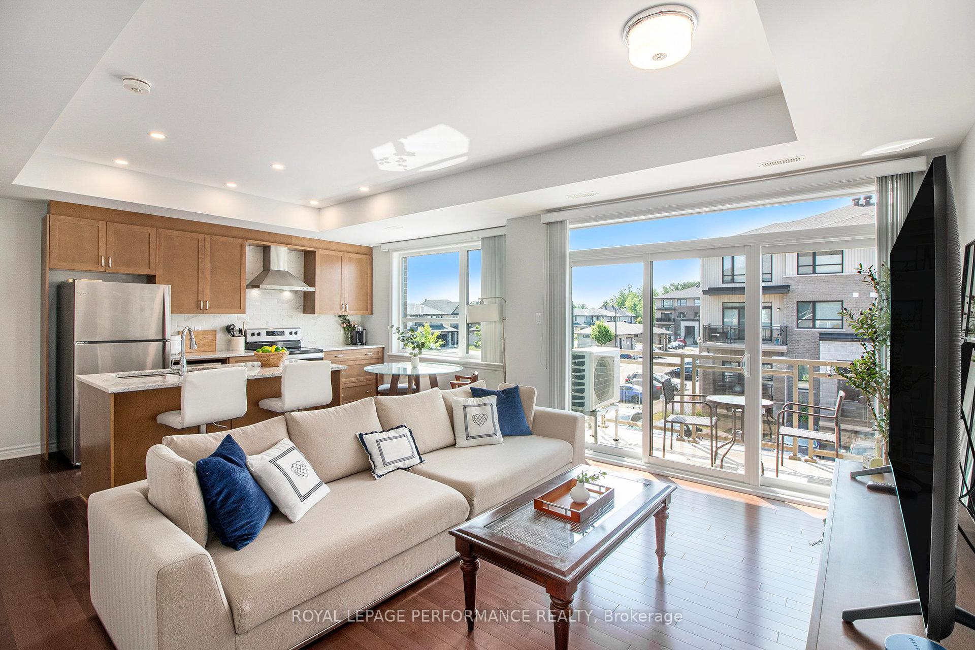 Photo 2 of 84 Carabiner Private, Ottawa, Mer Bleue/Bradley Estates/Anderson Park — HOMEH