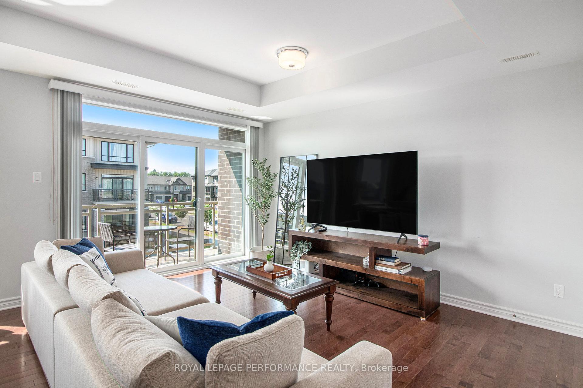 Photo 7 of 84 Carabiner Private, Ottawa, Mer Bleue/Bradley Estates/Anderson Park — HOMEH
