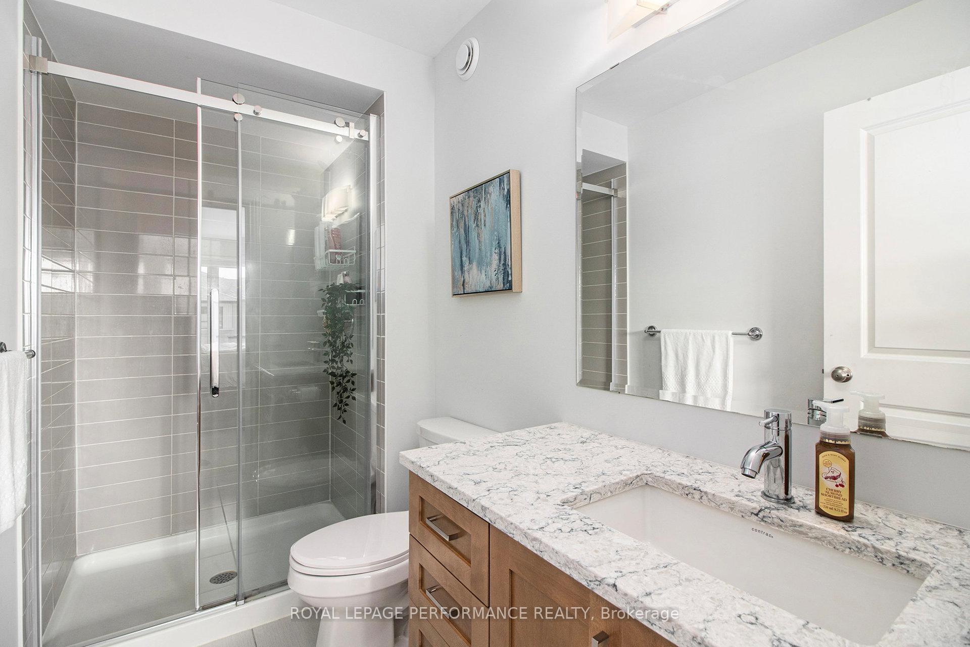 Photo 13 of 84 Carabiner Private, Ottawa, Mer Bleue/Bradley Estates/Anderson Park — HOMEH