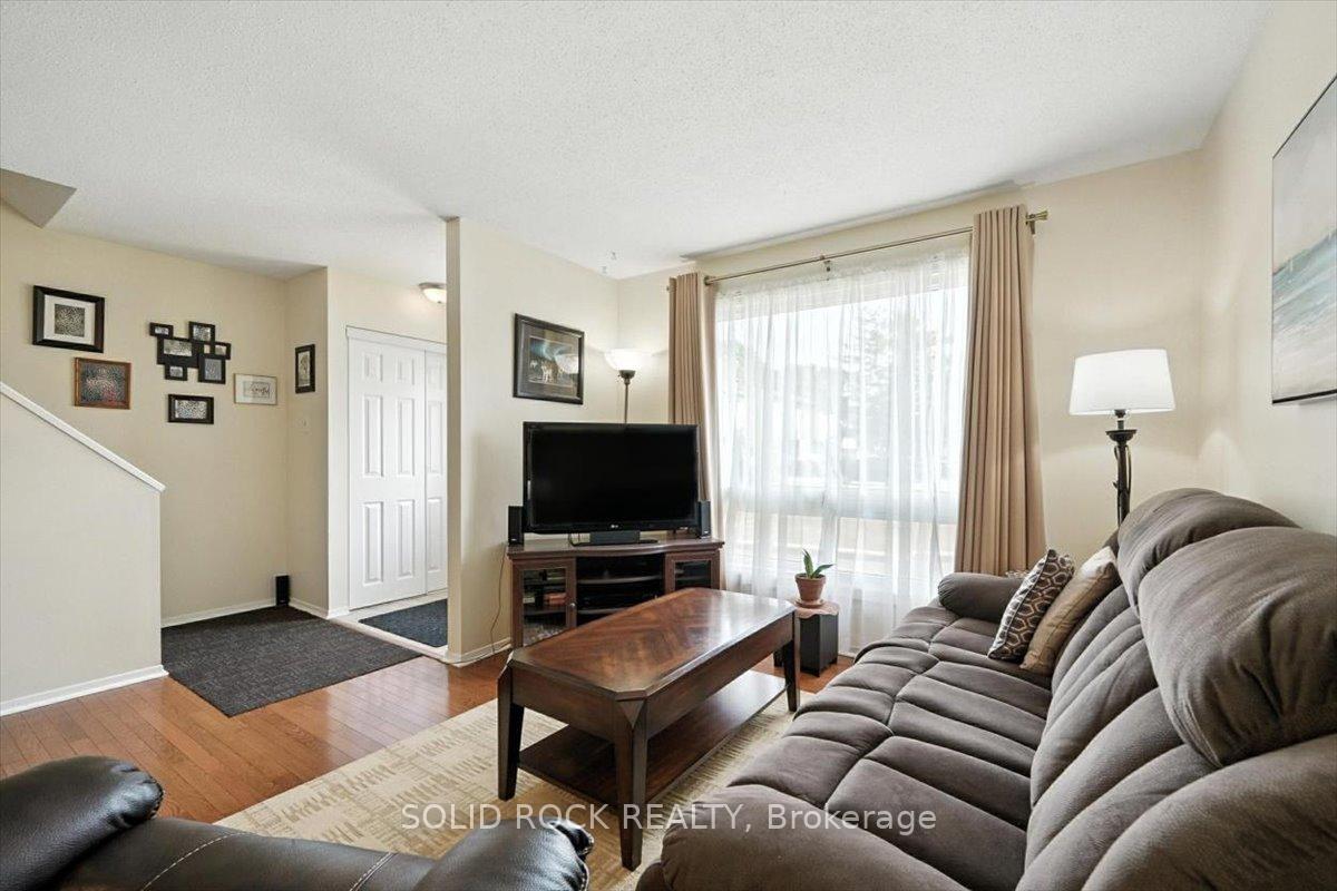 Photo 6 of 161 Teal Crescent, Ottawa, Chatelaine Village — HOMEH