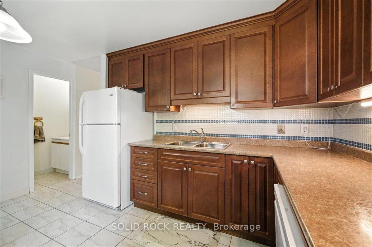 Photo 13 of 161 Teal Crescent, Ottawa, Chatelaine Village — HOMEH